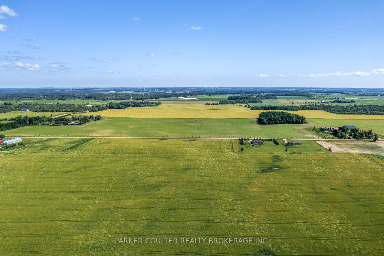 Photo 35 of 745 Gilmour Crescent, Shelburne — HOMEH