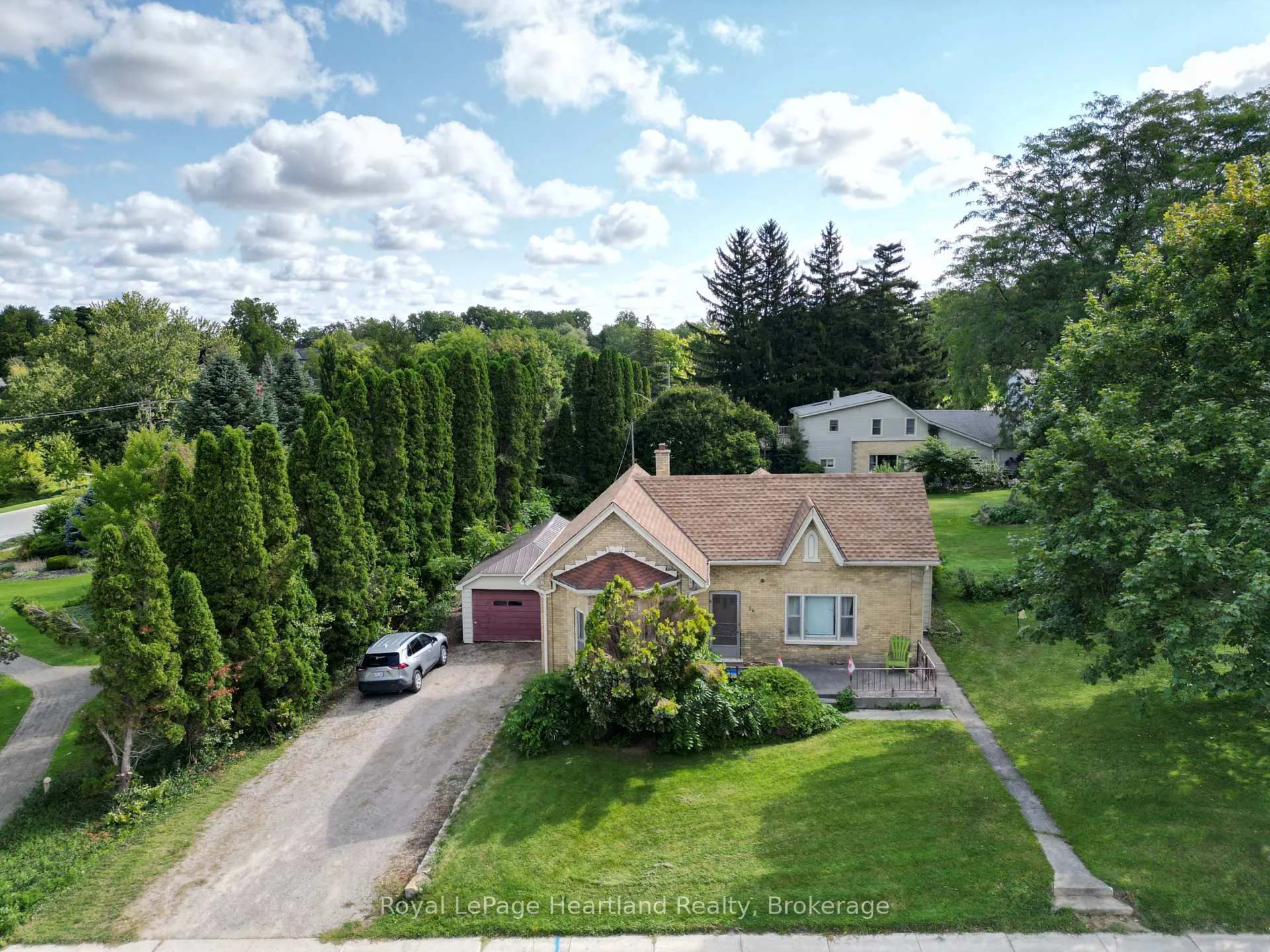 Photo 3 of 34 Main Street S, South Huron, Exeter — HOMEH