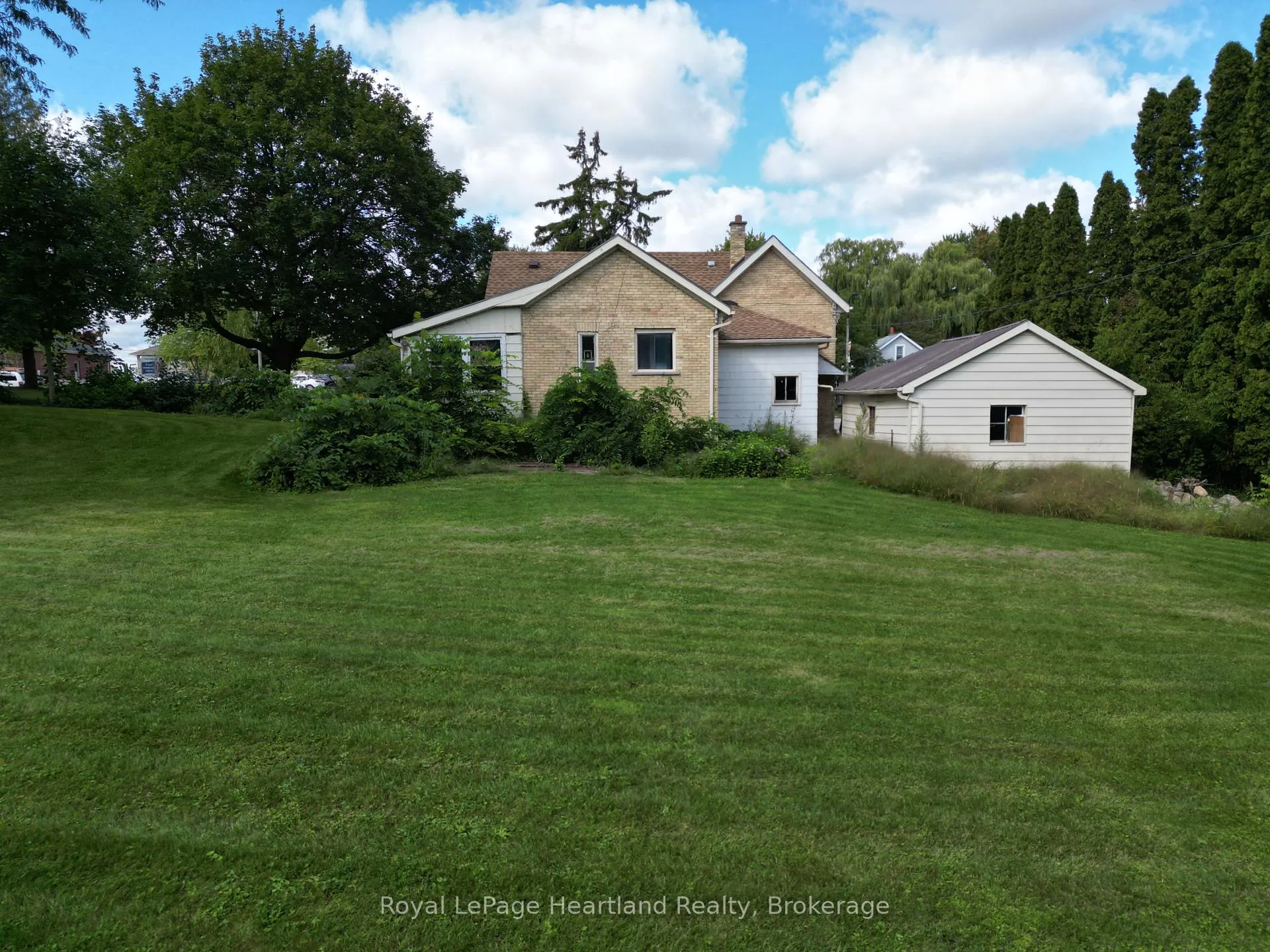 Photo 7 of 34 Main Street S, South Huron, Exeter — HOMEH