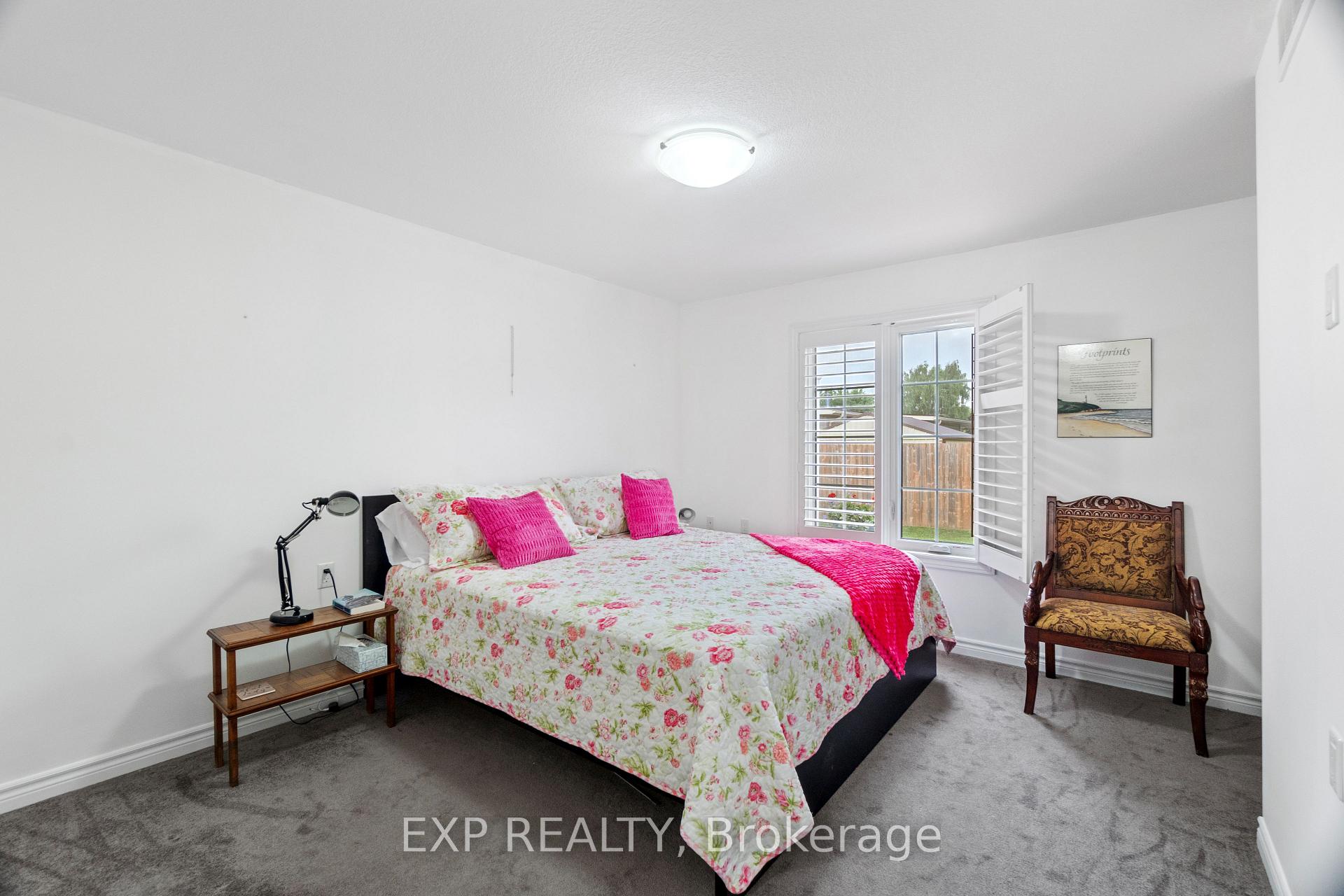 Photo 4 of 18 Devon Drive, South Huron, Exeter — HOMEH