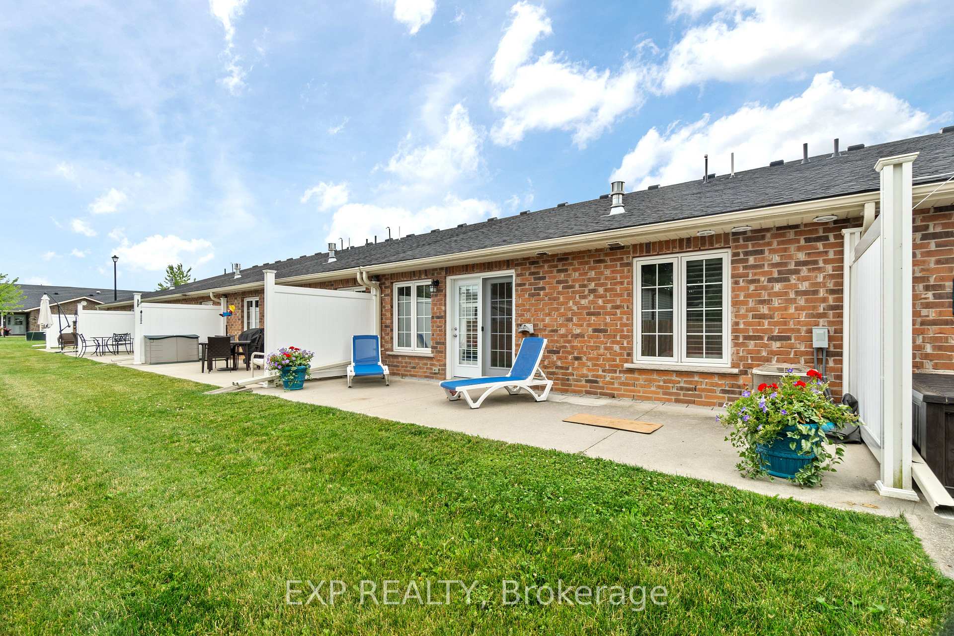 Photo 10 of 18 Devon Drive, South Huron, Exeter — HOMEH