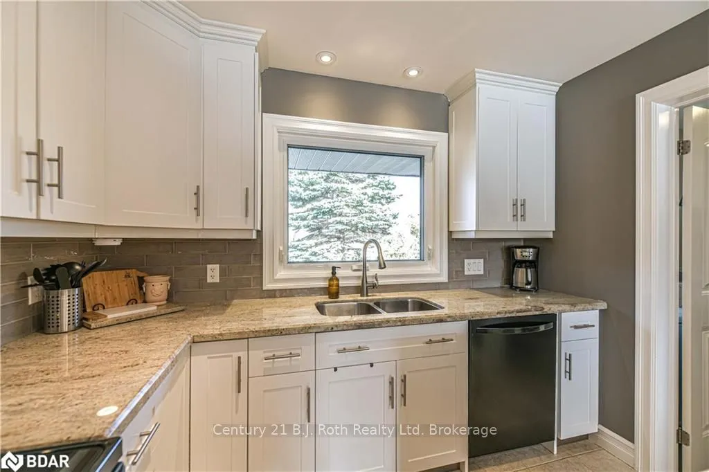 Photo 26 of 8222 County Rd 169, Severn, Washago — HOMEH