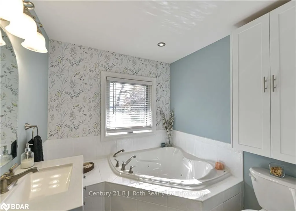Photo 35 of 8222 County Rd 169, Severn, Washago — HOMEH