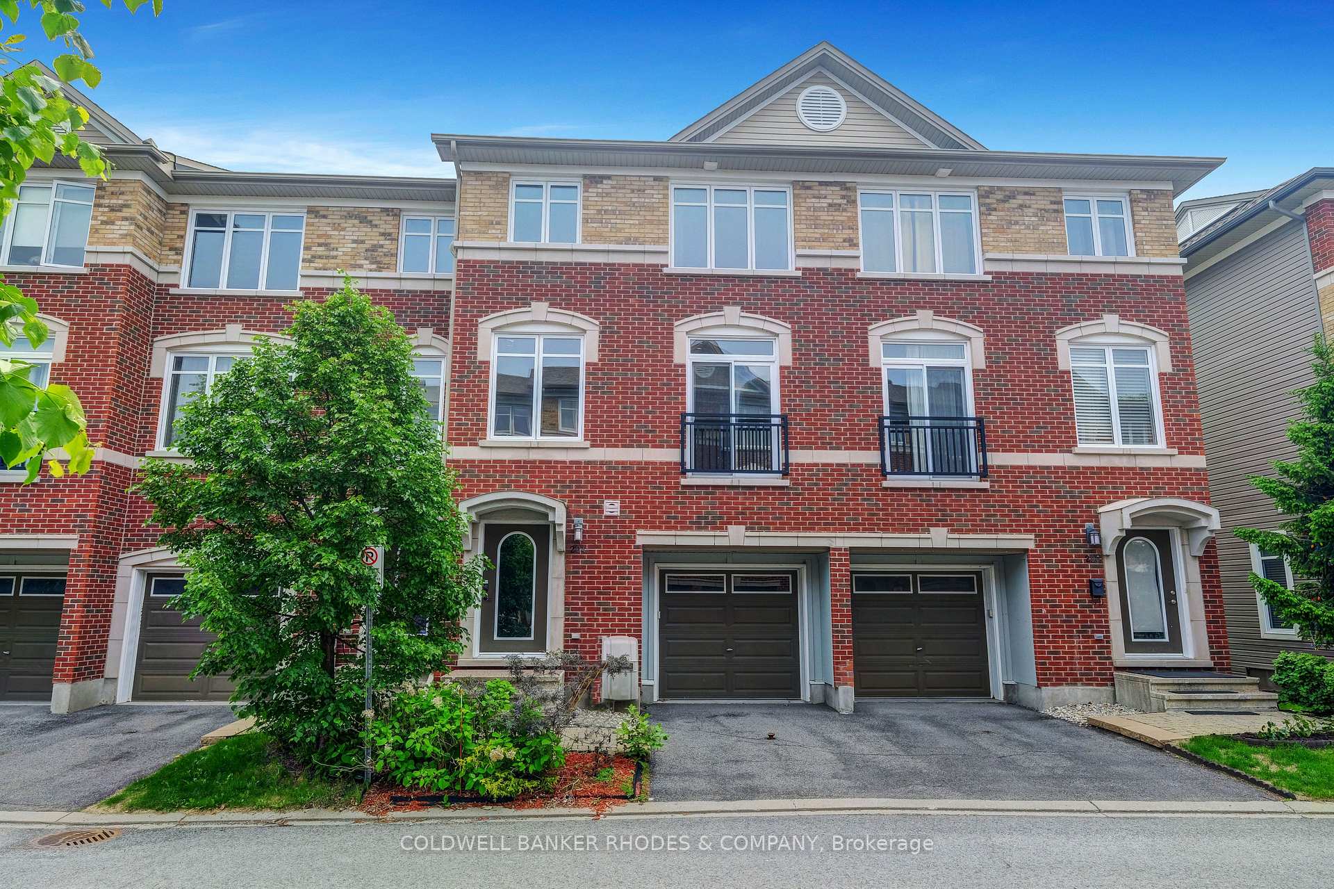 Photo 1 of 204 Accolade Private, Ottawa, Craig Henry/Woodvale — HOMEH