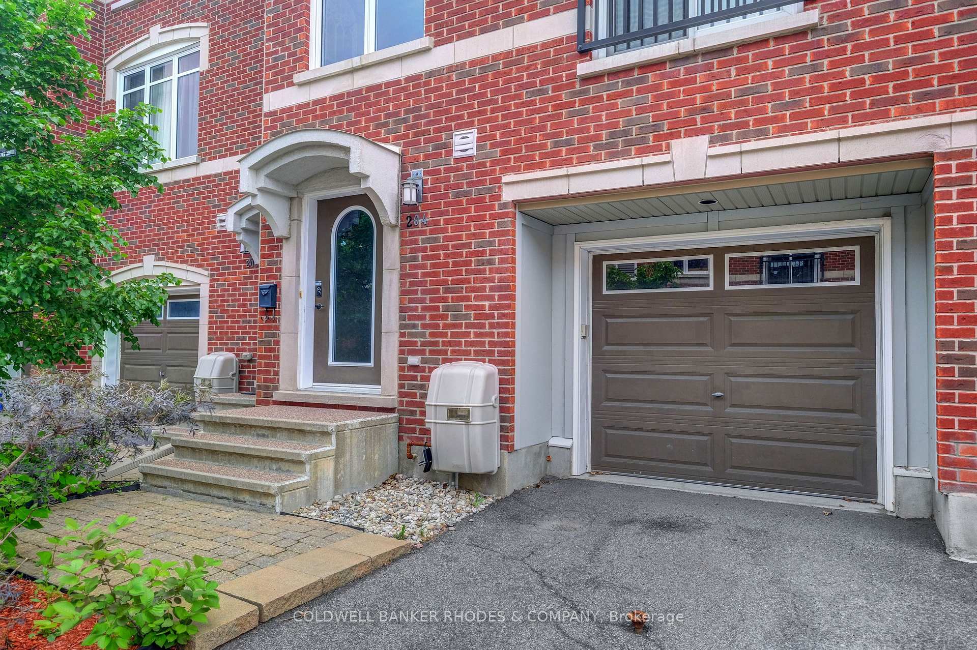 Photo 2 of 204 Accolade Private, Ottawa, Craig Henry/Woodvale — HOMEH