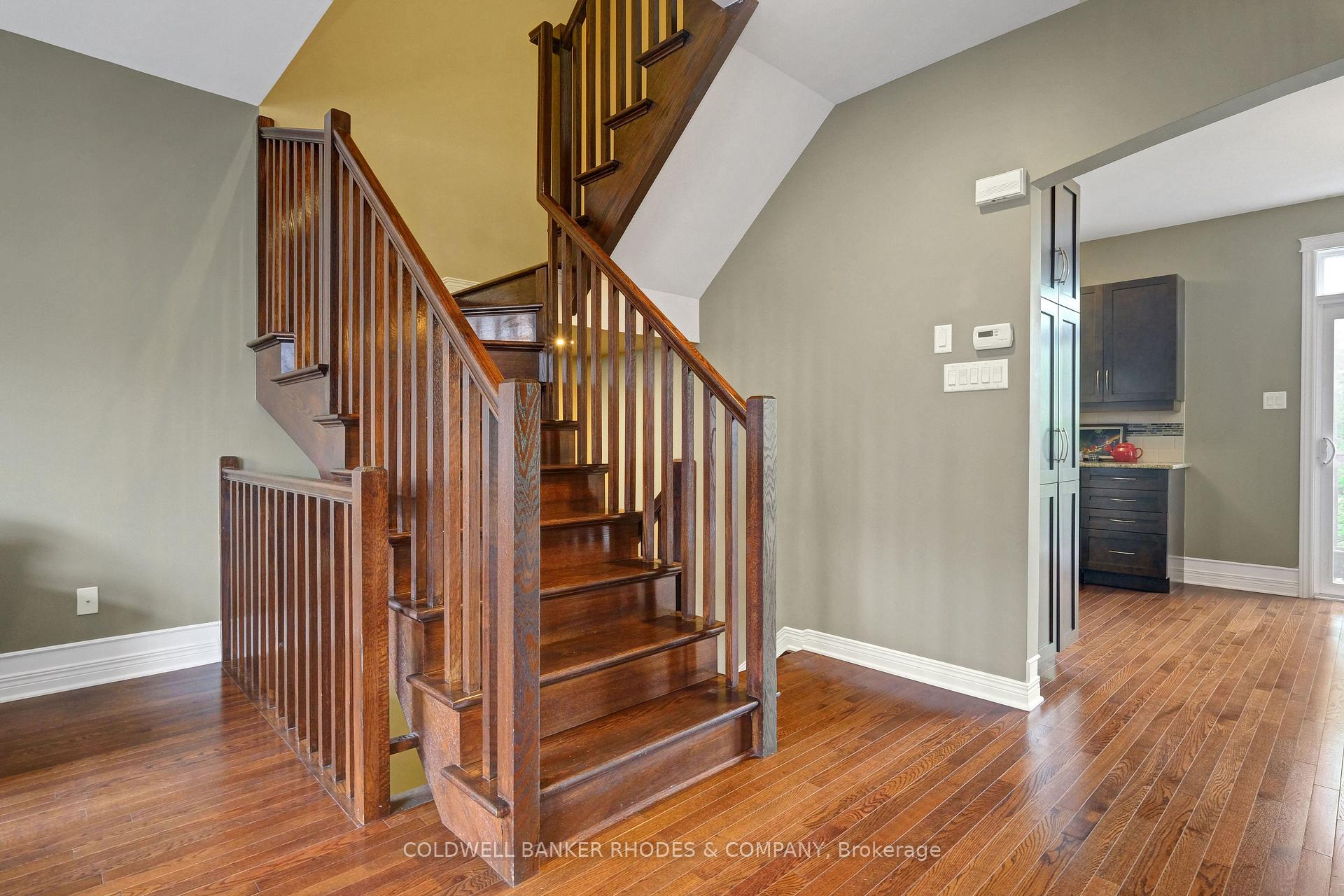 Photo 4 of 204 Accolade Private, Ottawa, Craig Henry/Woodvale — HOMEH