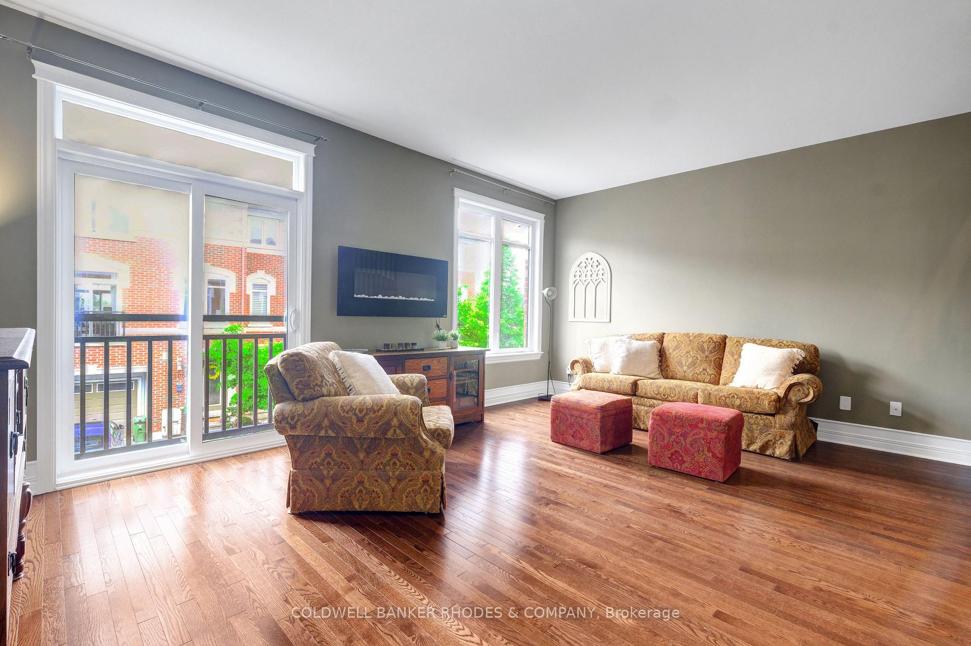 Photo 6 of 204 Accolade Private, Ottawa, Craig Henry/Woodvale — HOMEH