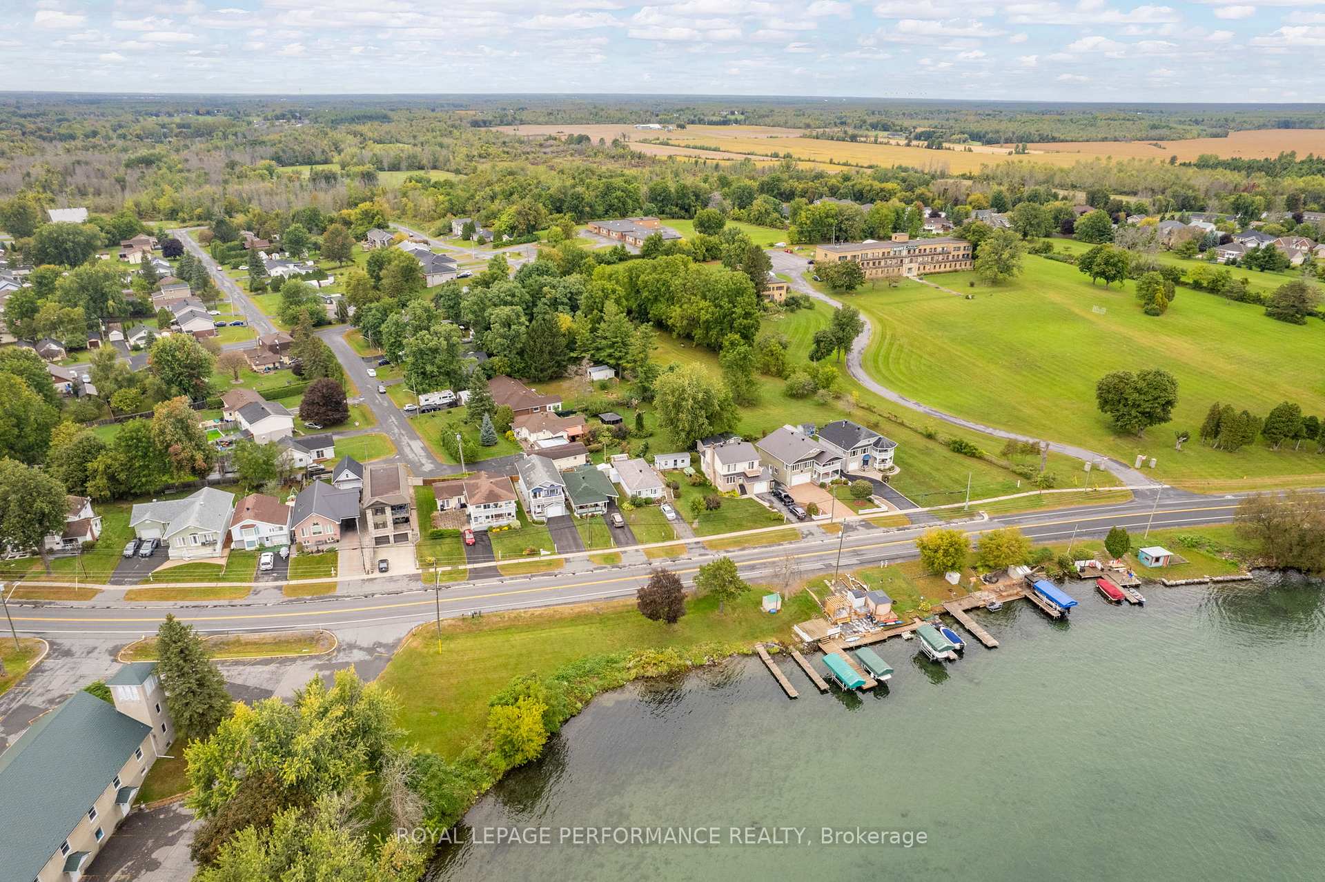 Photo 1 of 18329 County Rd 2, South Glengarry, South Glengarry (Charlottenburgh) Twp — HOMEH