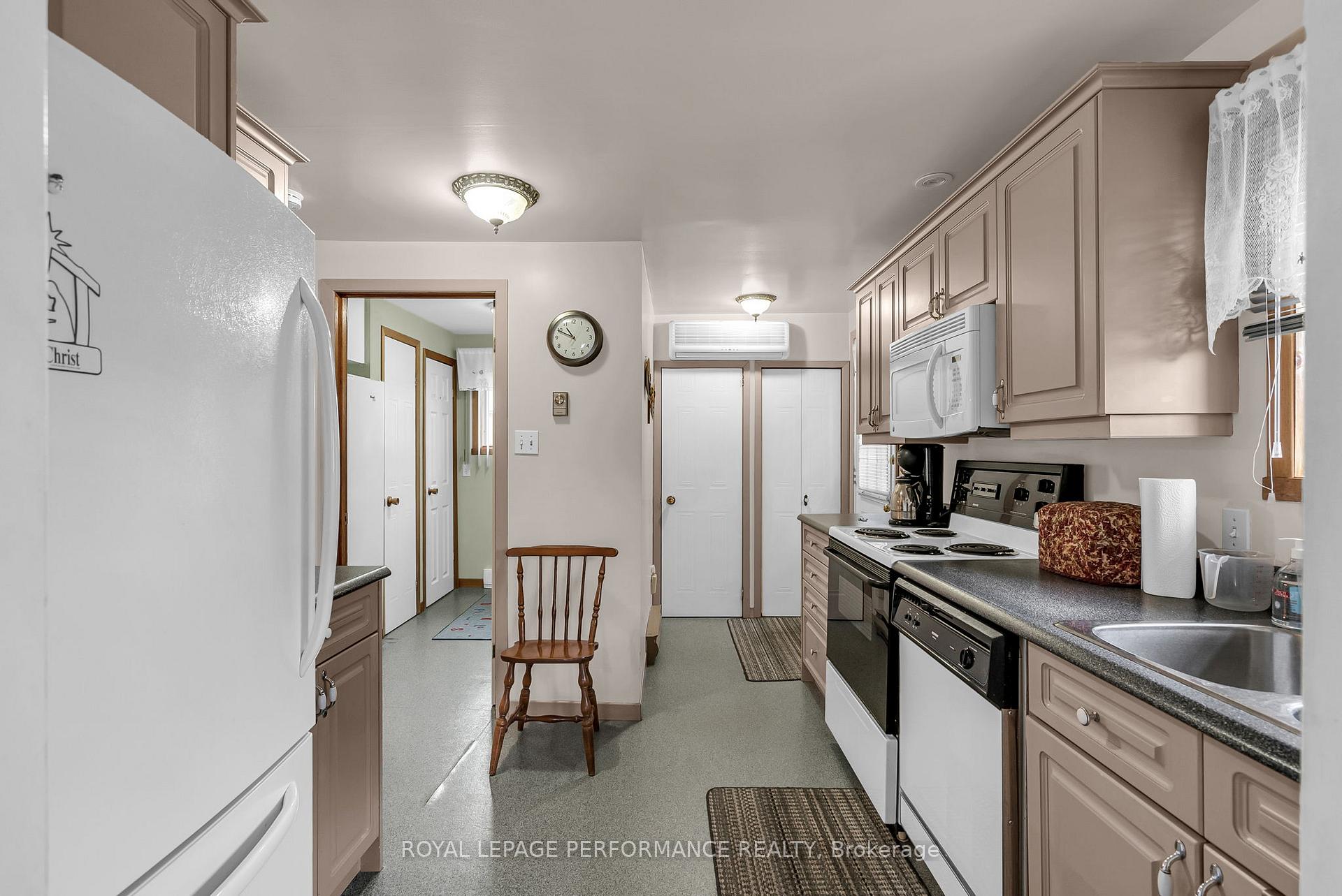 Photo 12 of 18329 County Rd 2, South Glengarry, South Glengarry (Charlottenburgh) Twp — HOMEH