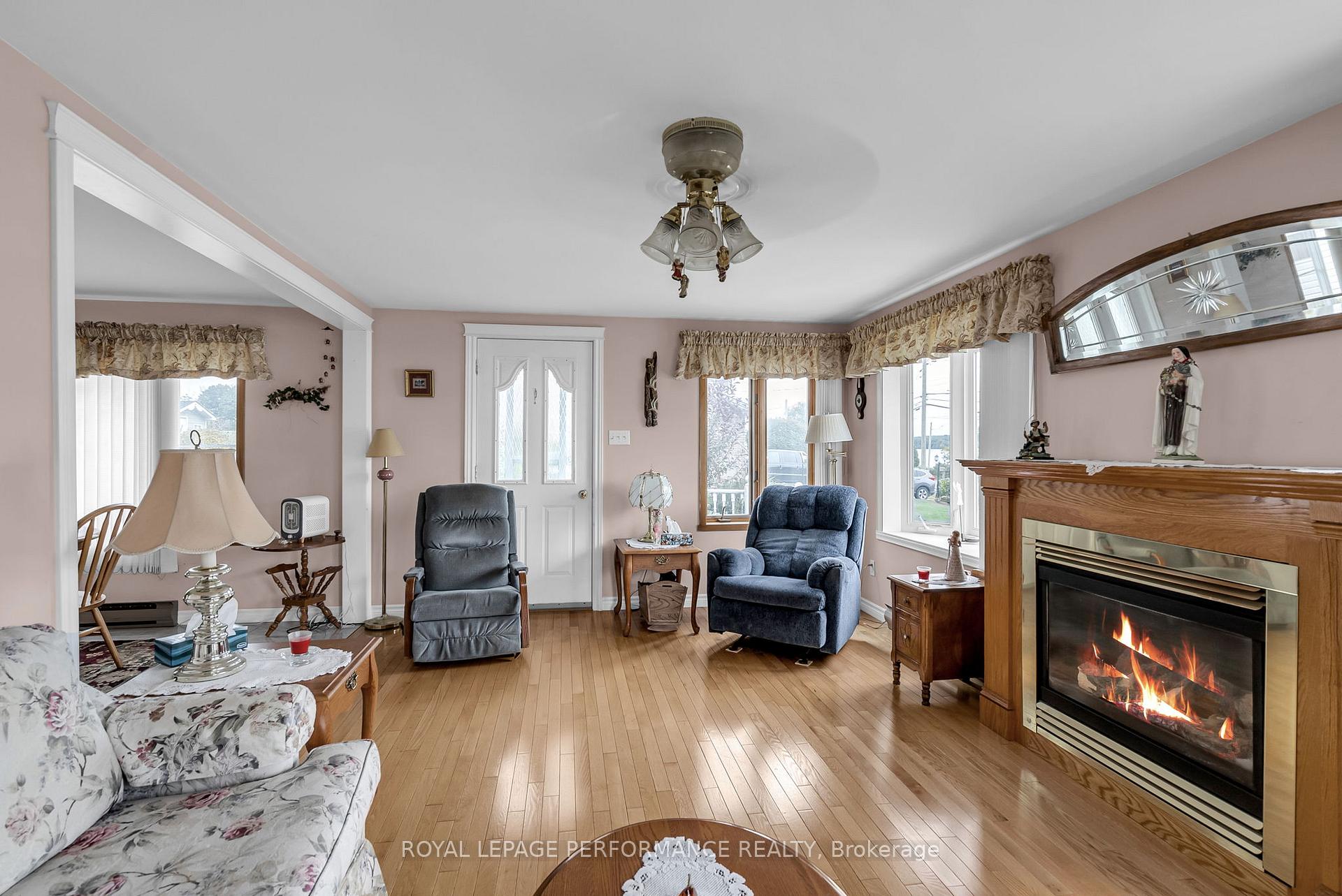 Photo 23 of 18329 County Rd 2, South Glengarry, South Glengarry (Charlottenburgh) Twp — HOMEH