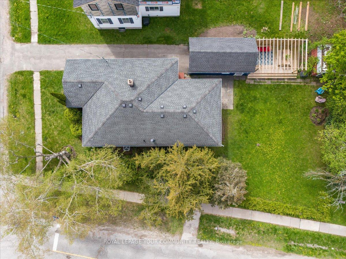 Photo 3 of 236 John Street, Scugog, Port Perry — HOMEH
