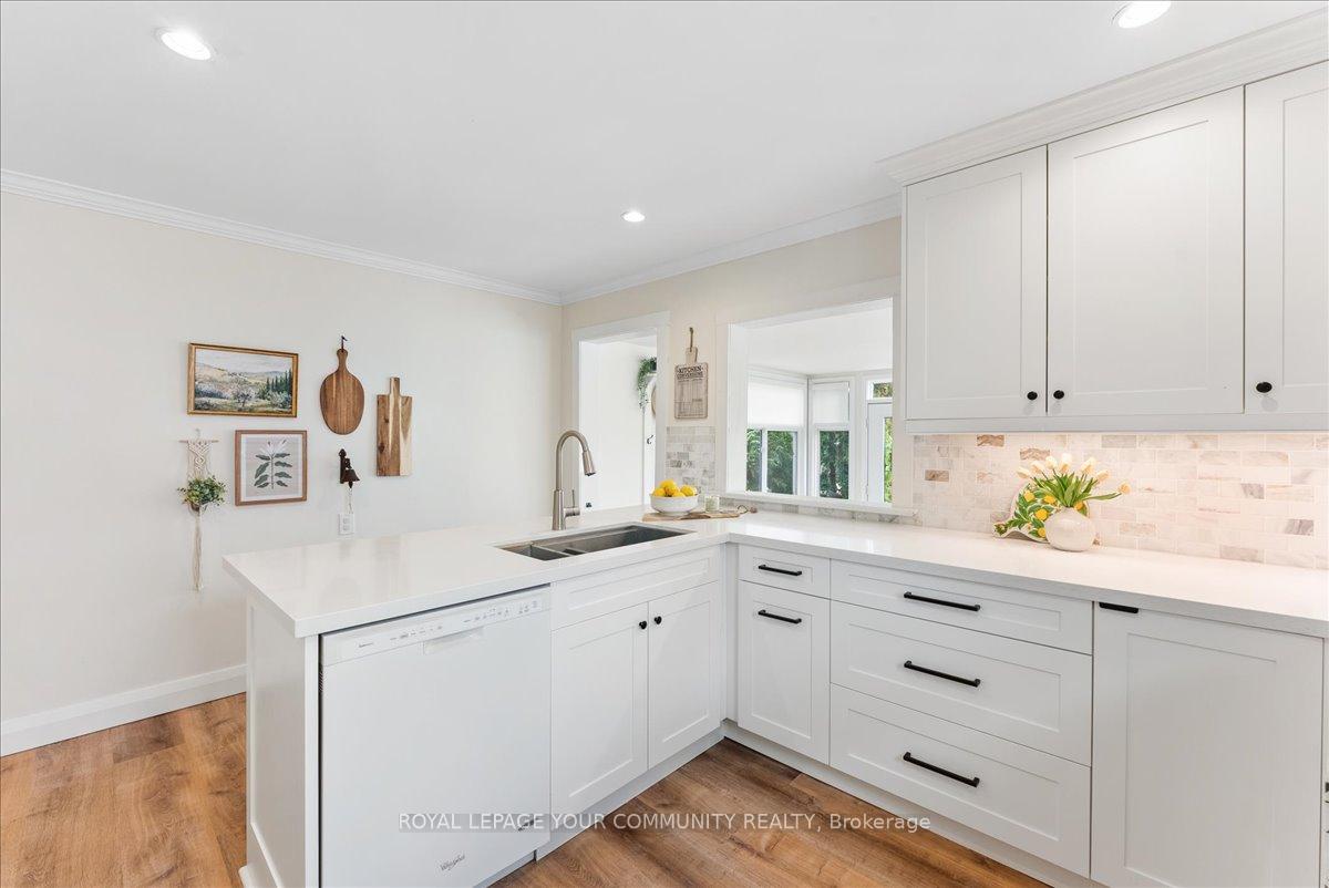 Photo 9 of 236 John Street, Scugog, Port Perry — HOMEH