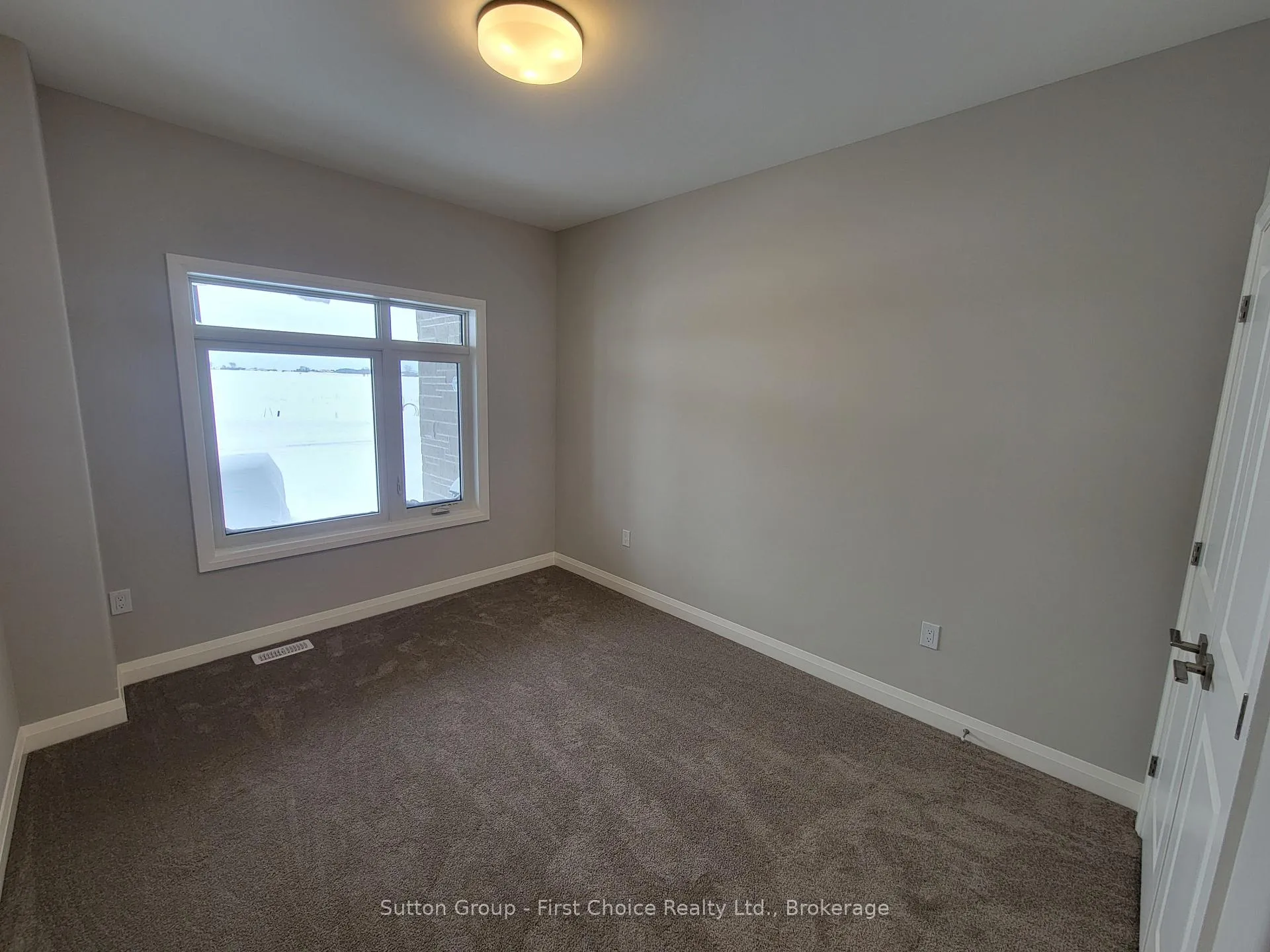 Photo 11 of 119 Rowe Avenue, South Huron, Exeter — HOMEH