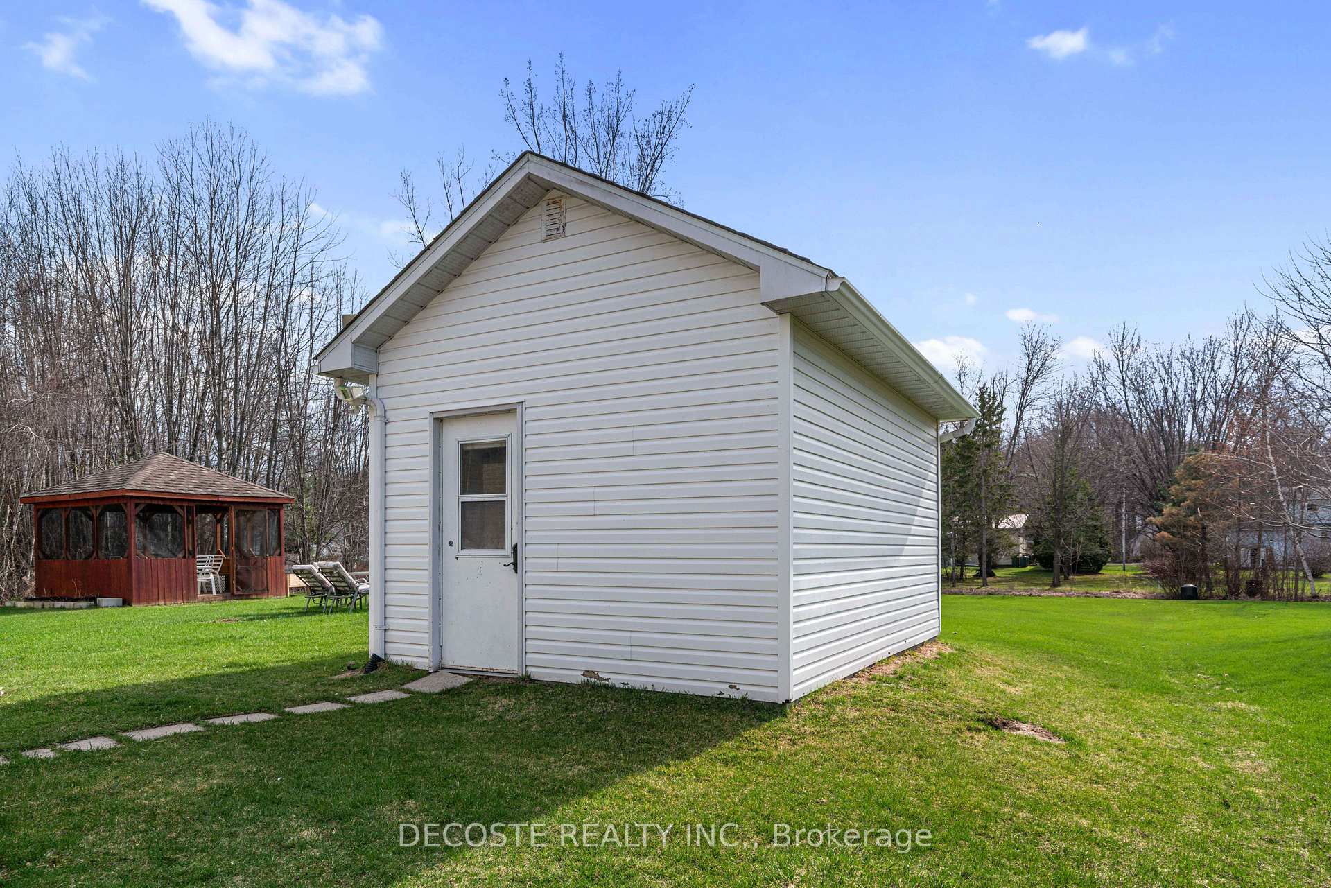 Photo 24 of 6124 MacBain Street, South Glengarry, South Glengarry (Lancaster) Twp — HOMEH