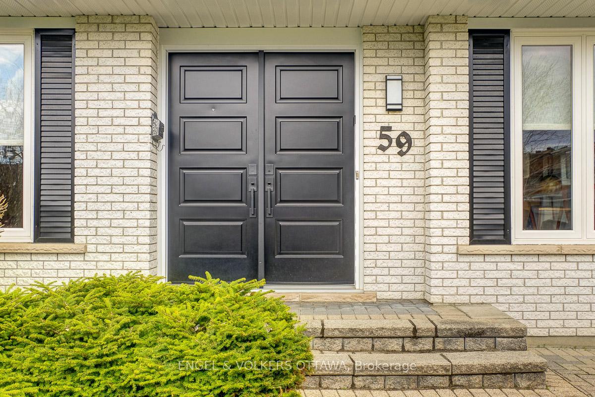 Photo 4 of 59 Charing Road, Ottawa, Craig Henry/Woodvale — HOMEH