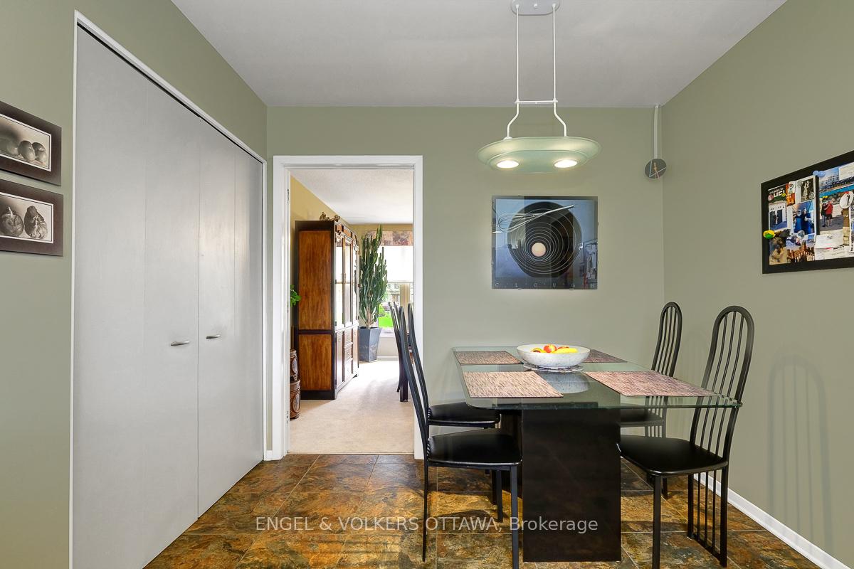 Photo 14 of 59 Charing Road, Ottawa, Craig Henry/Woodvale — HOMEH