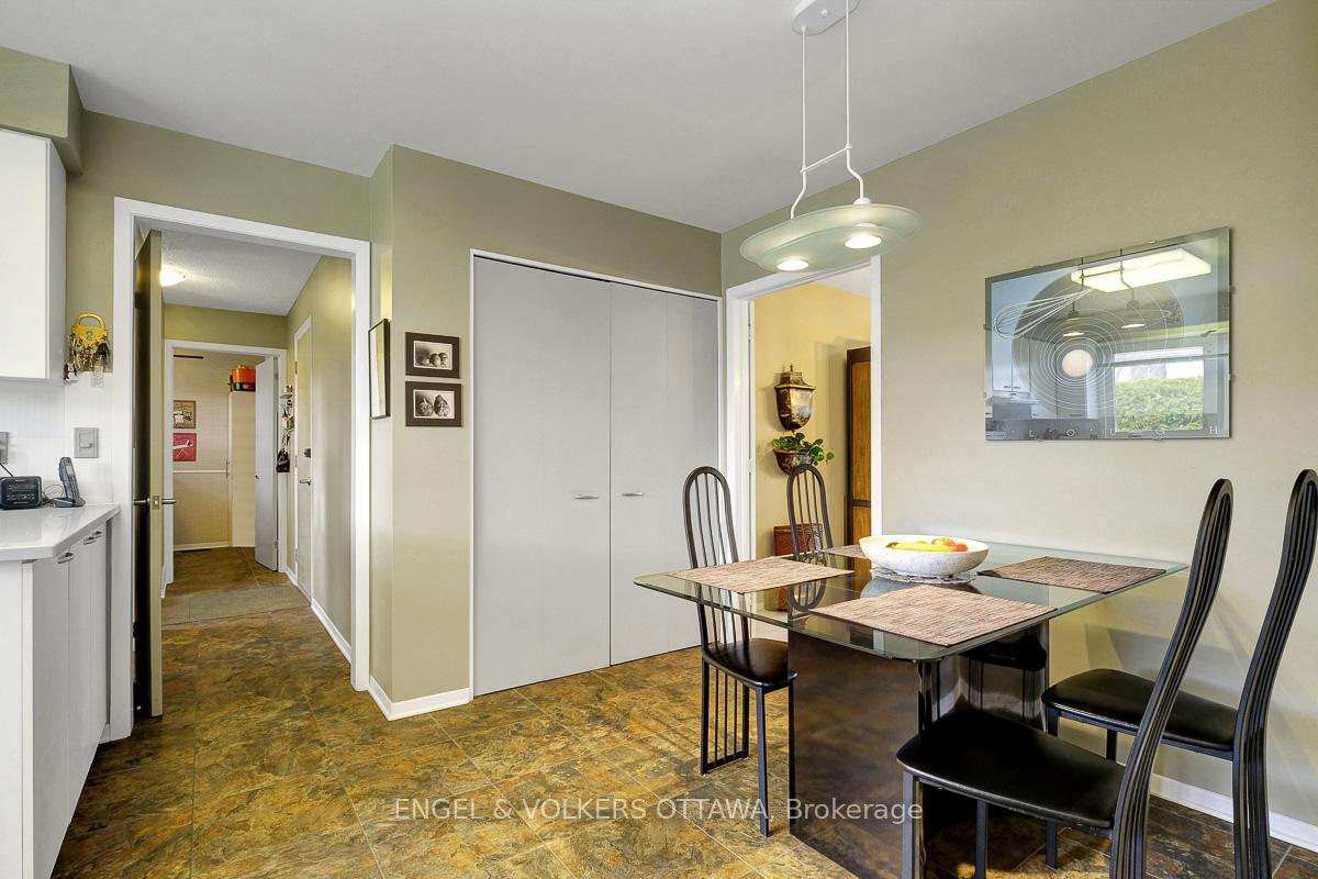 Photo 15 of 59 Charing Road, Ottawa, Craig Henry/Woodvale — HOMEH