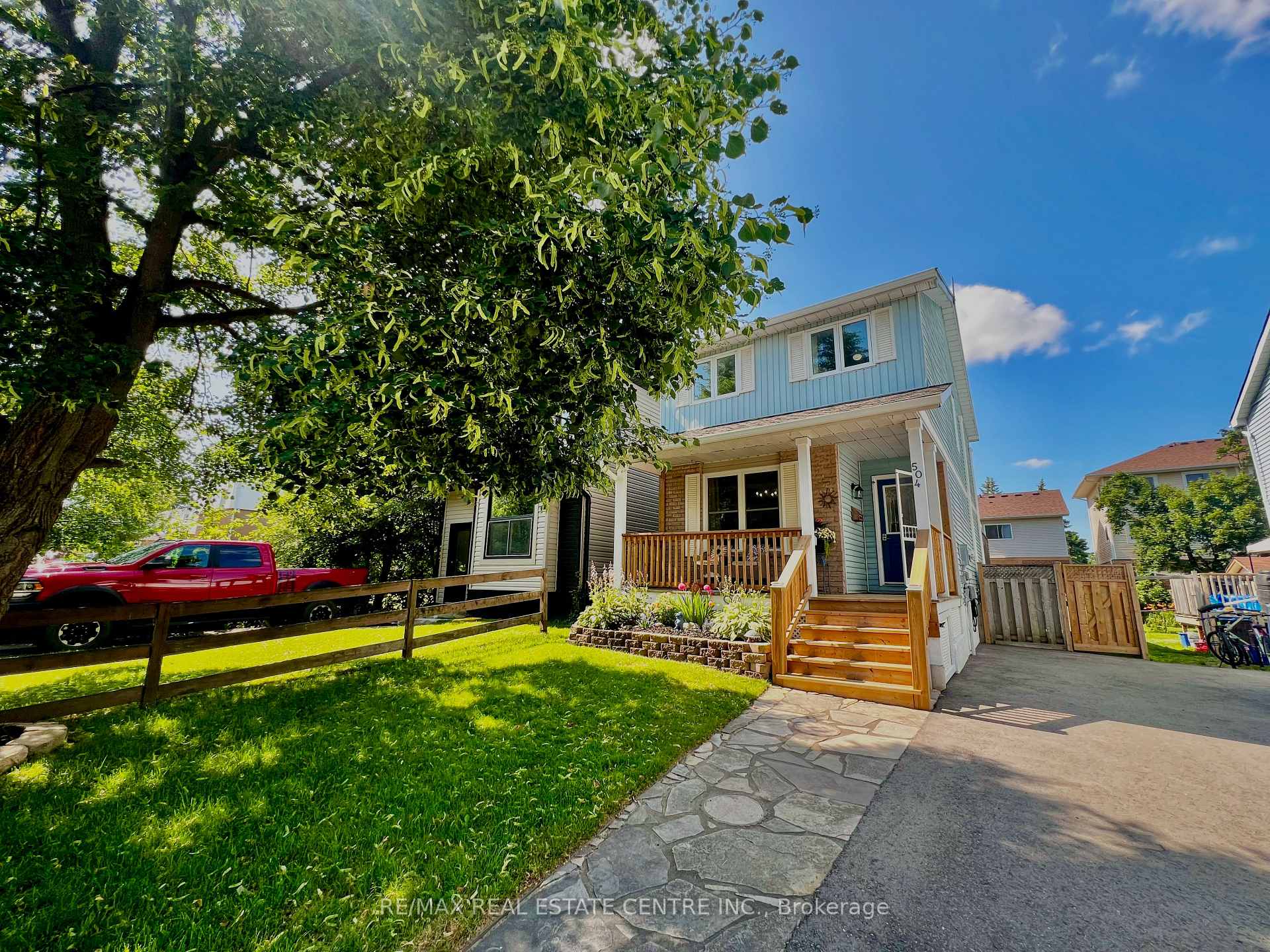 Photo 1 of 504 Pineview Gardens, Shelburne — HOMEH