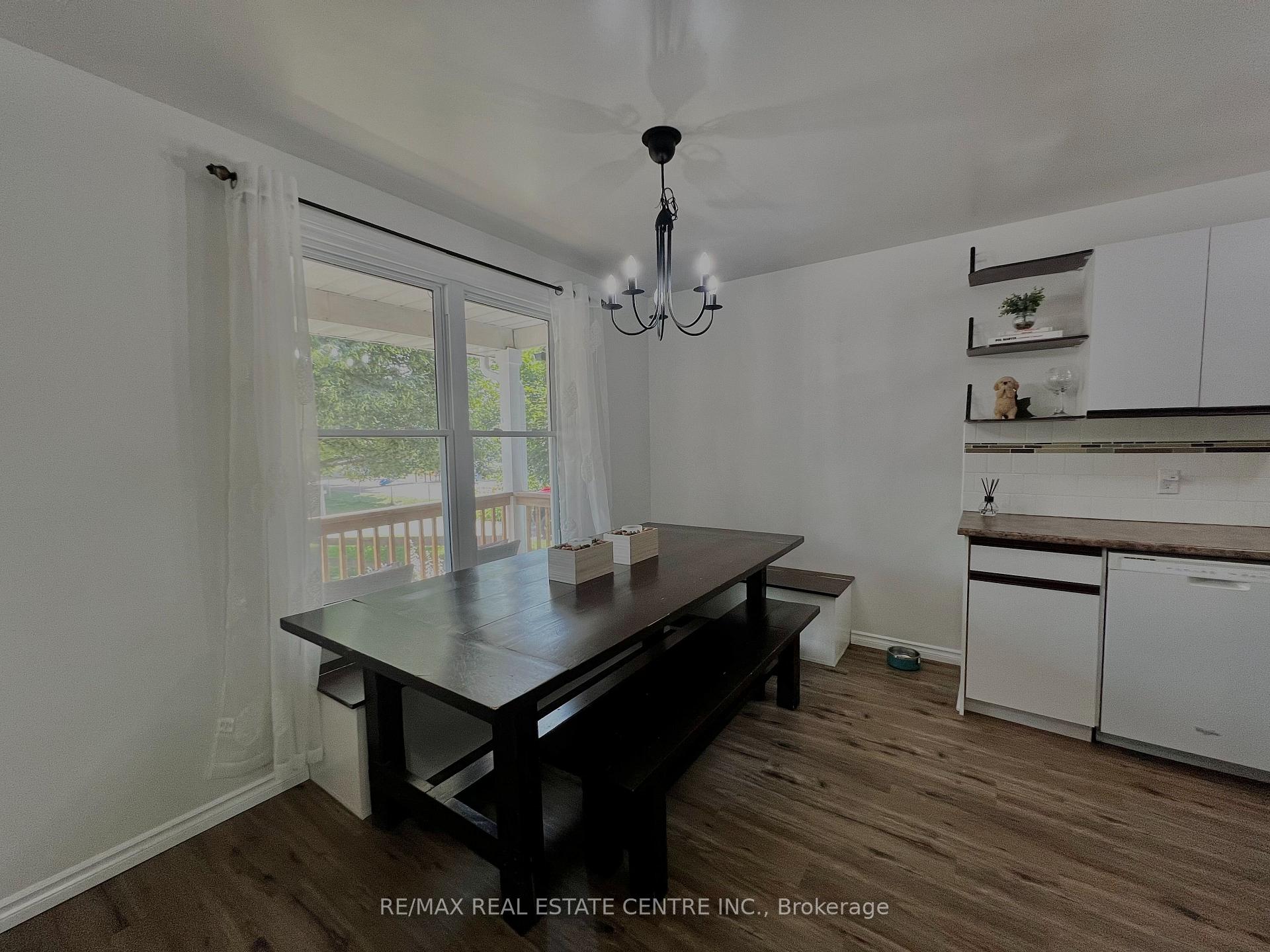 Photo 6 of 504 Pineview Gardens, Shelburne — HOMEH