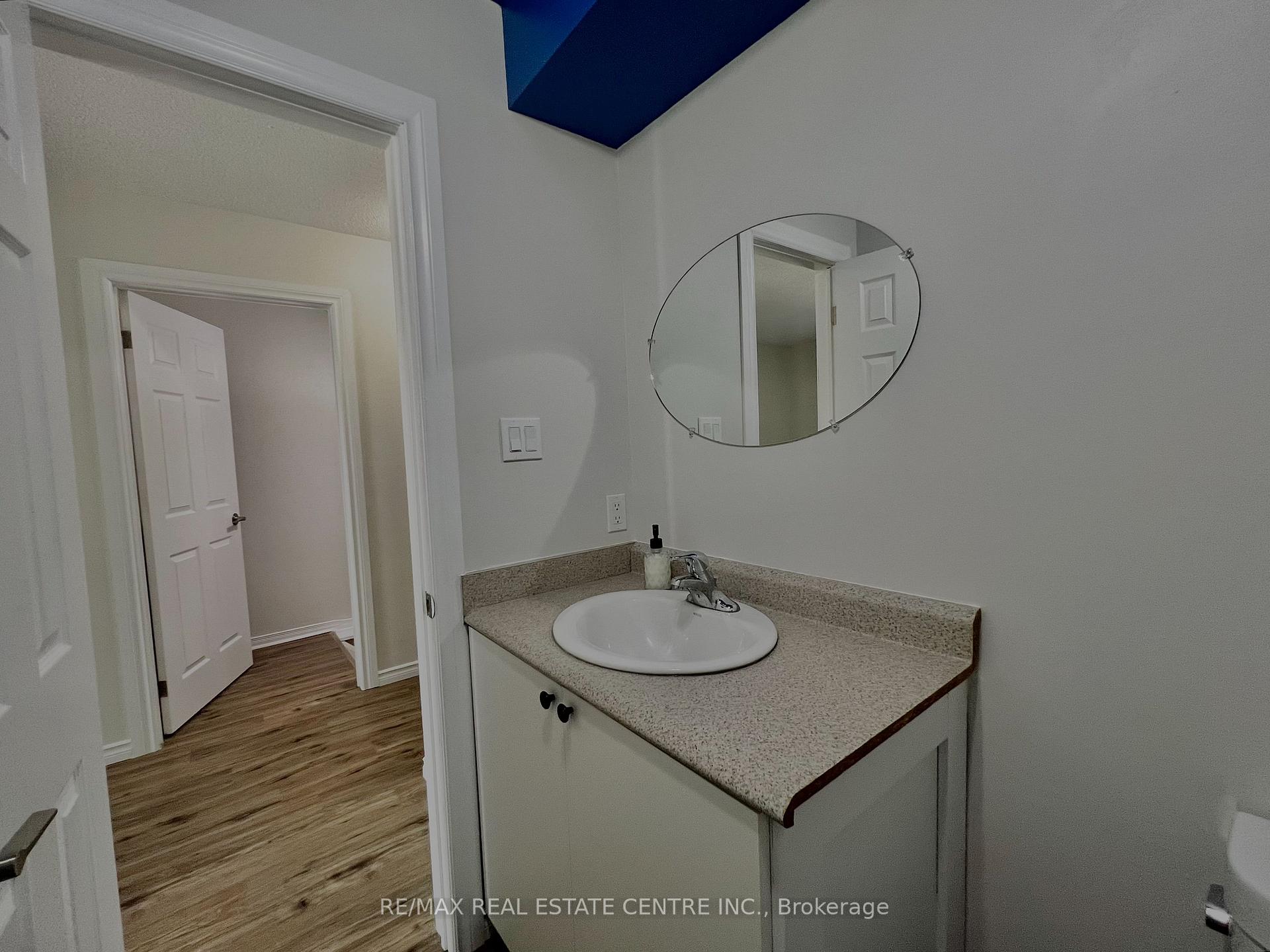 Photo 12 of 504 Pineview Gardens, Shelburne — HOMEH