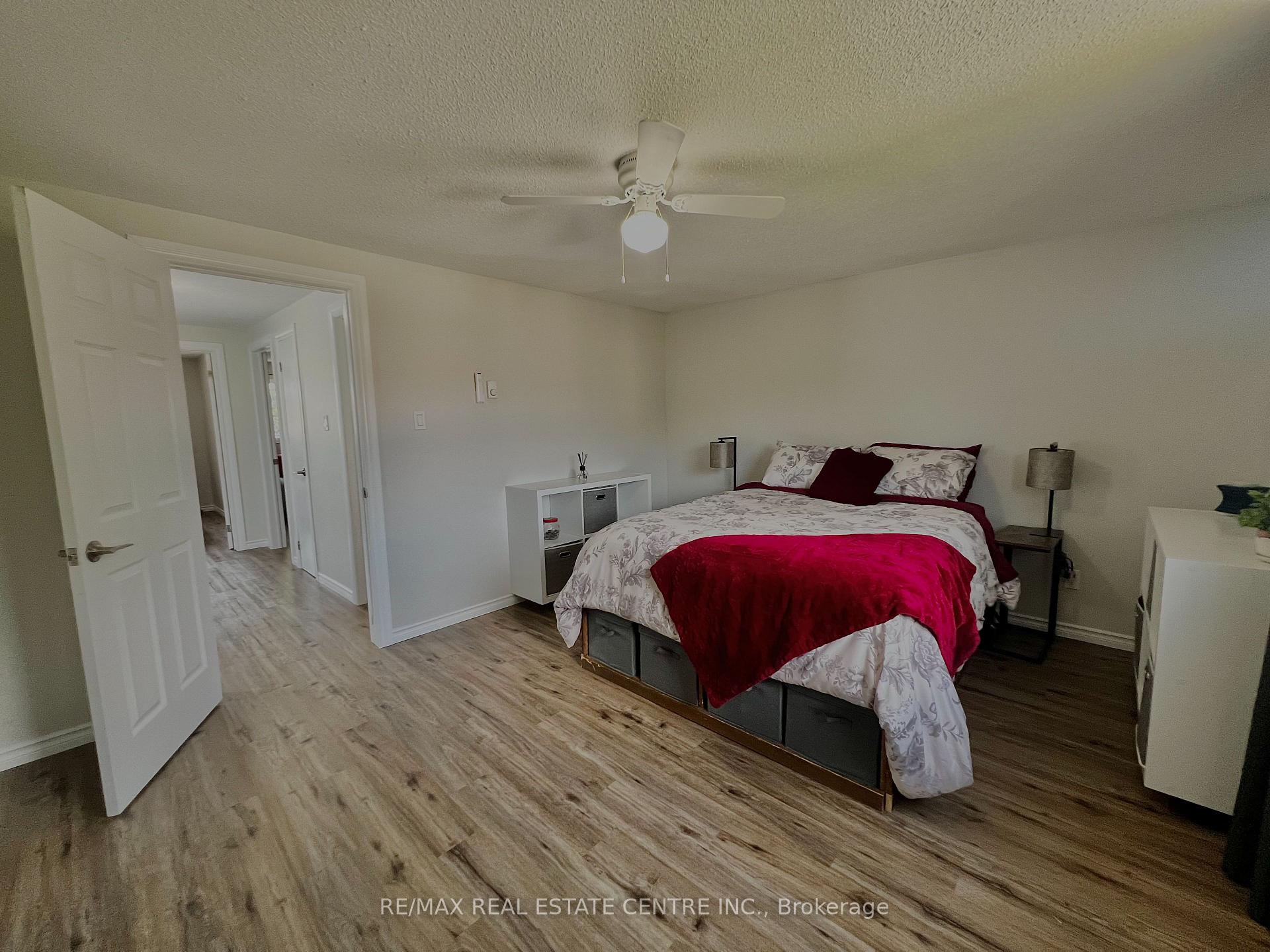 Photo 17 of 504 Pineview Gardens, Shelburne — HOMEH