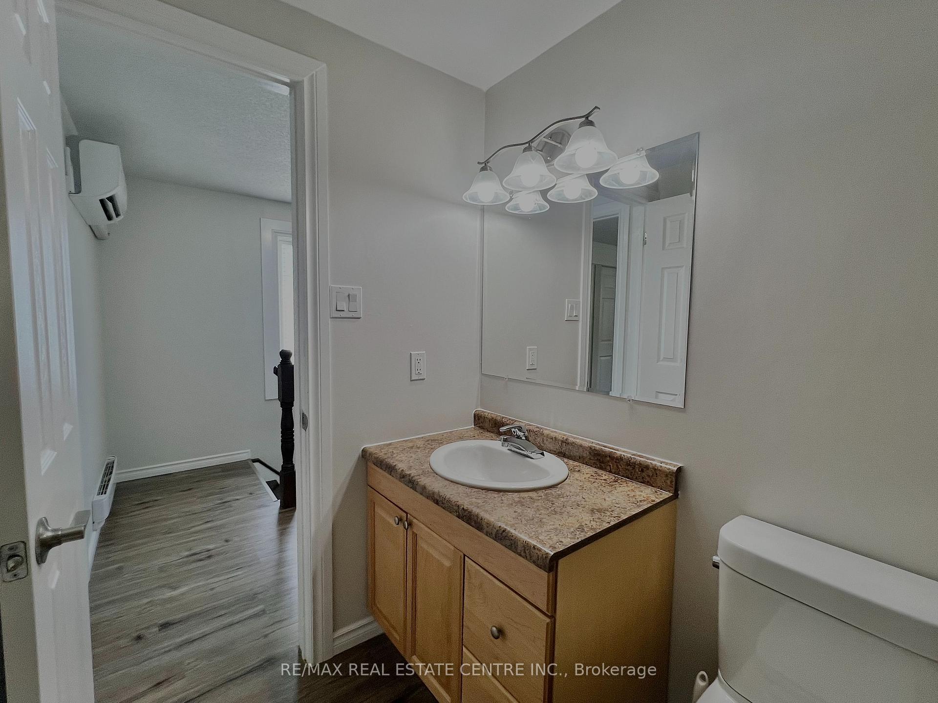 Photo 20 of 504 Pineview Gardens, Shelburne — HOMEH