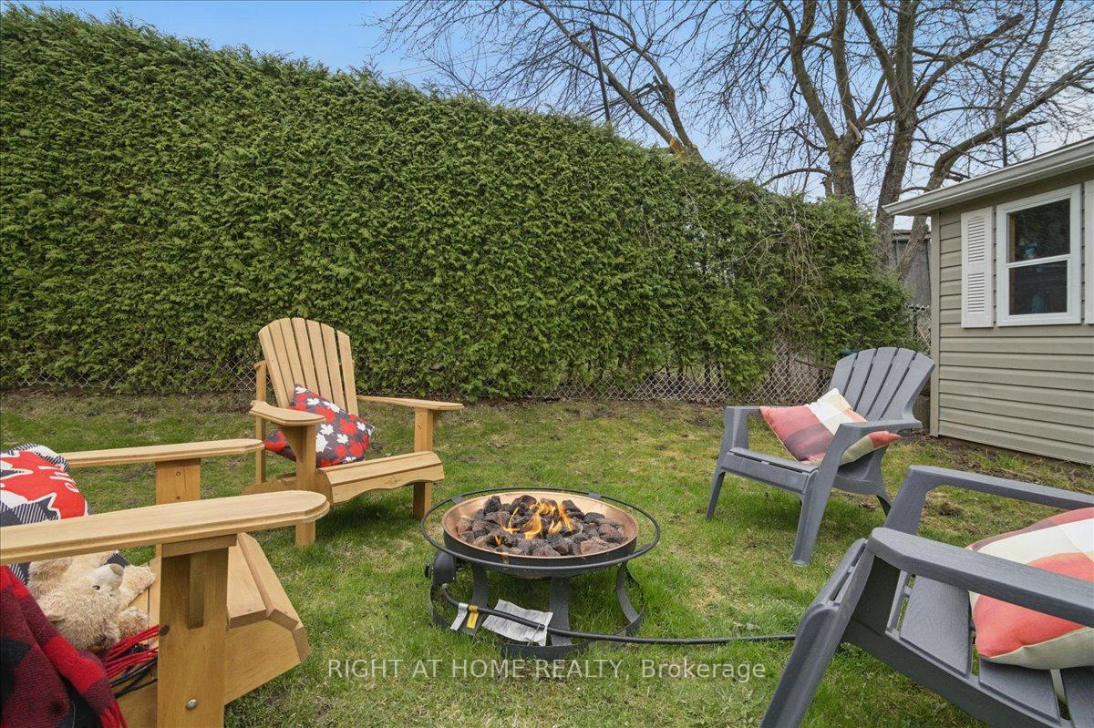 Photo 3 of 65 Heath Crescent, Scugog, Port Perry — HOMEH