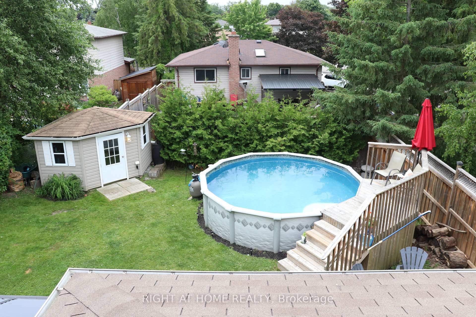 Photo 4 of 65 Heath Crescent, Scugog, Port Perry — HOMEH