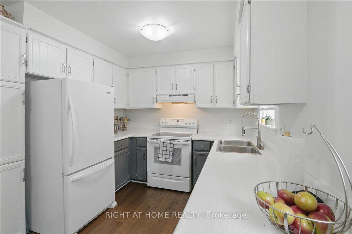 Photo 17 of 65 Heath Crescent, Scugog, Port Perry — HOMEH