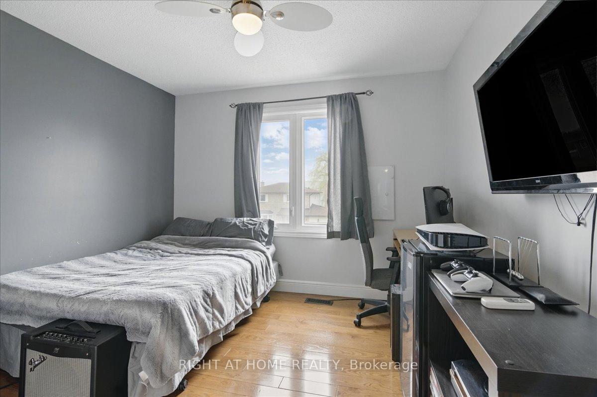 Photo 22 of 65 Heath Crescent, Scugog, Port Perry — HOMEH