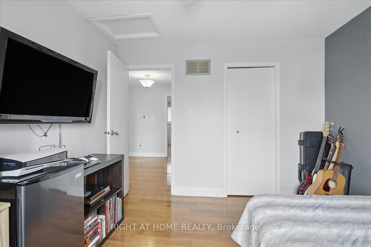 Photo 26 of 65 Heath Crescent, Scugog, Port Perry — HOMEH