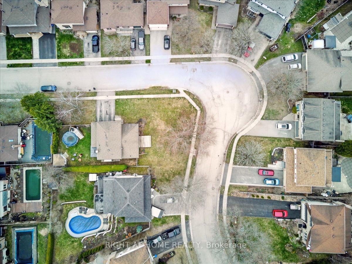 Photo 38 of 65 Heath Crescent, Scugog, Port Perry — HOMEH