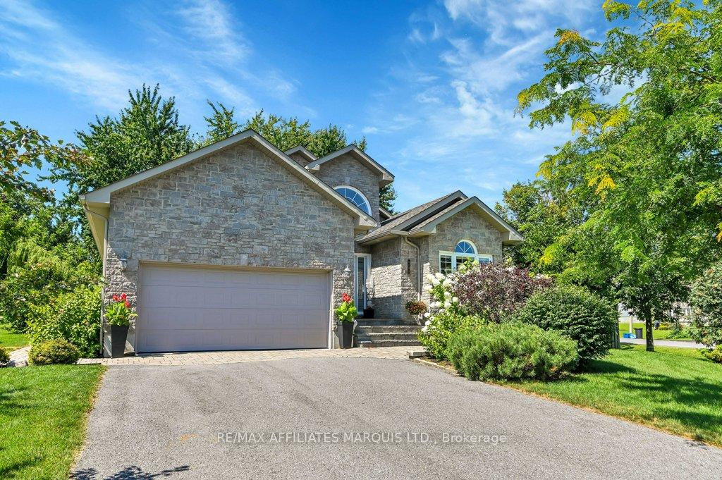 Photo 2 of 6798 Riverview Drive, South Glengarry, South Glengarry (Charlottenburgh) Twp — HOMEH