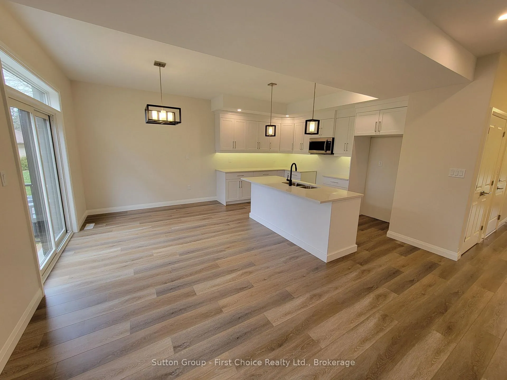 Photo 4 of 549 Albert Street, South Huron, Exeter — HOMEH