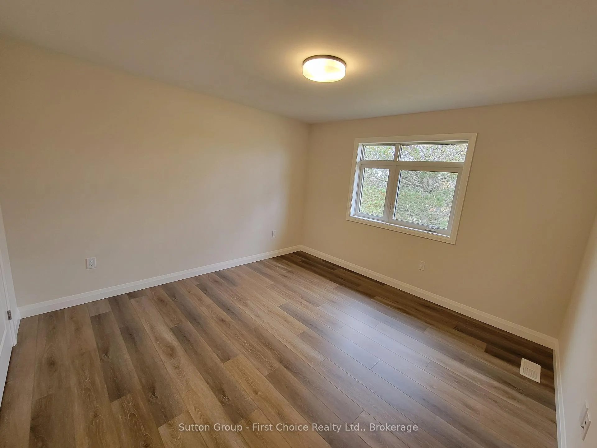 Photo 16 of 549 Albert Street, South Huron, Exeter — HOMEH