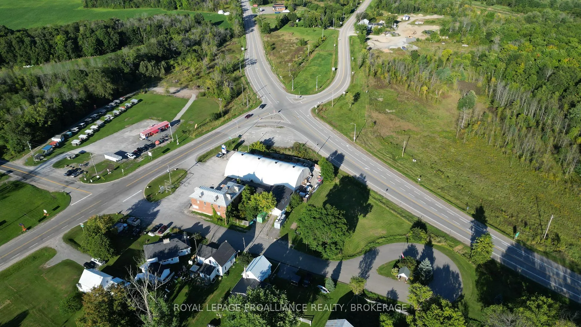 Photo 23 of 7719 Highway 42, Rideau Lakes, Rideau Lakes (South Crosby) Twp — HOMEH