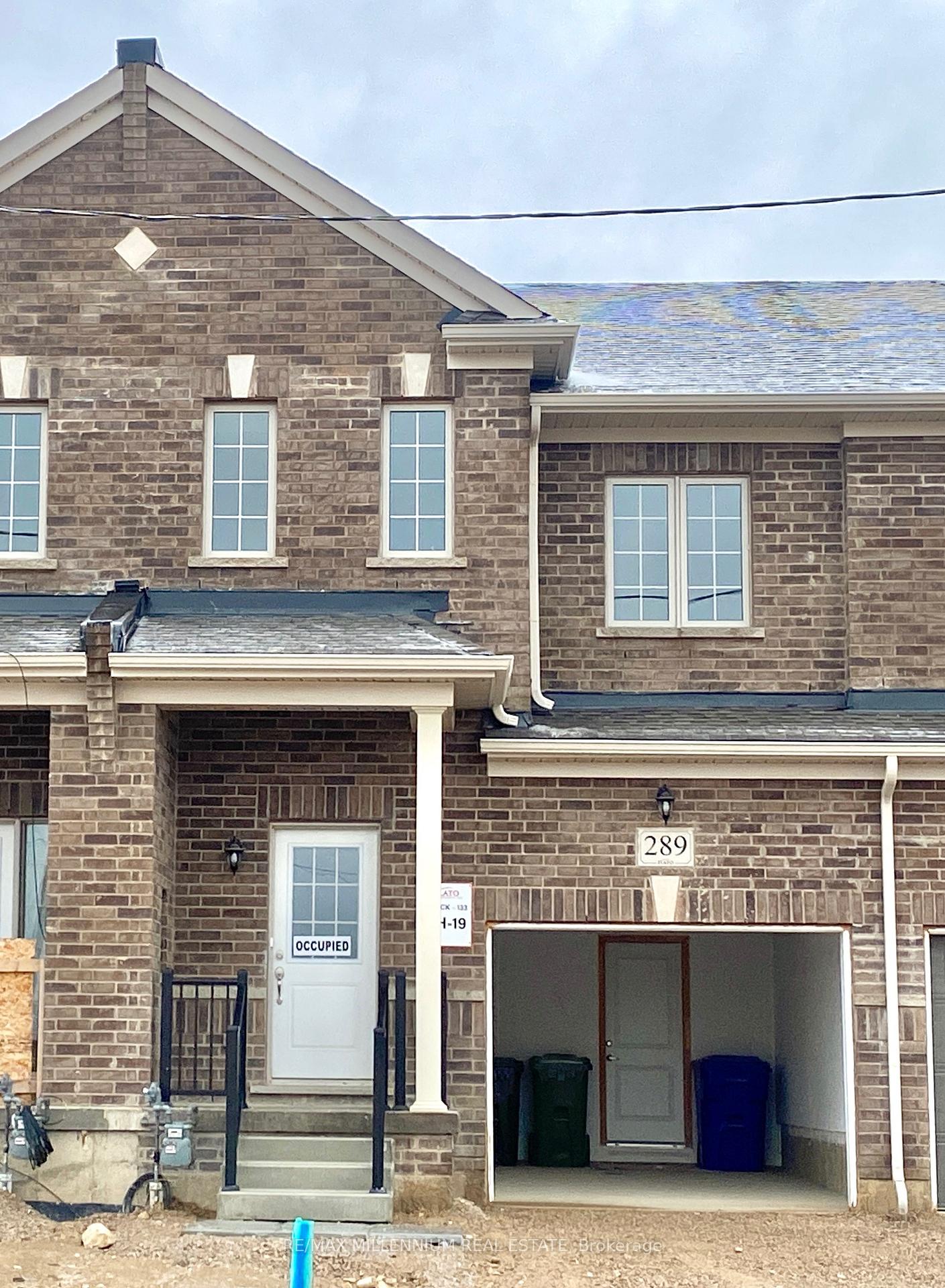 Front of 289 Russell Street