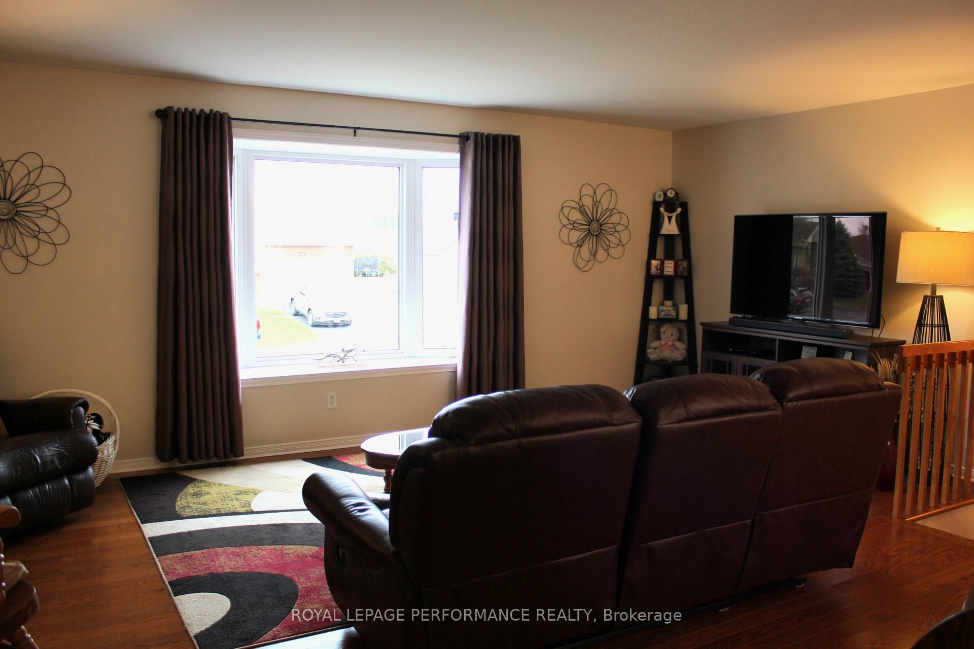 Photo 17 of 6818 Riverview Drive, South Glengarry, South Glengarry (Charlottenburgh) Twp — HOMEH