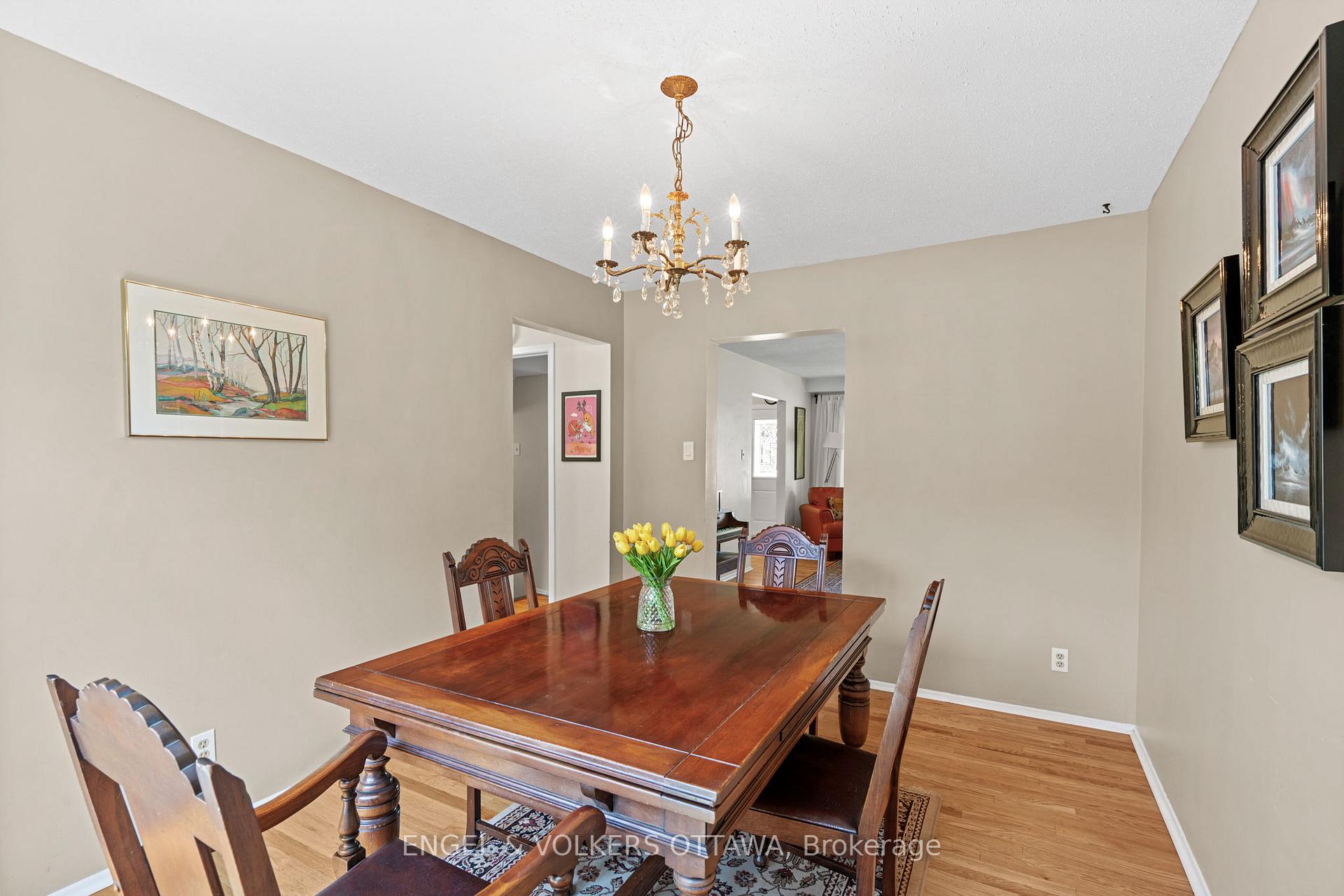 Photo 13 of 96 Craig Henry Drive, Ottawa, Craig Henry/Woodvale — HOMEH