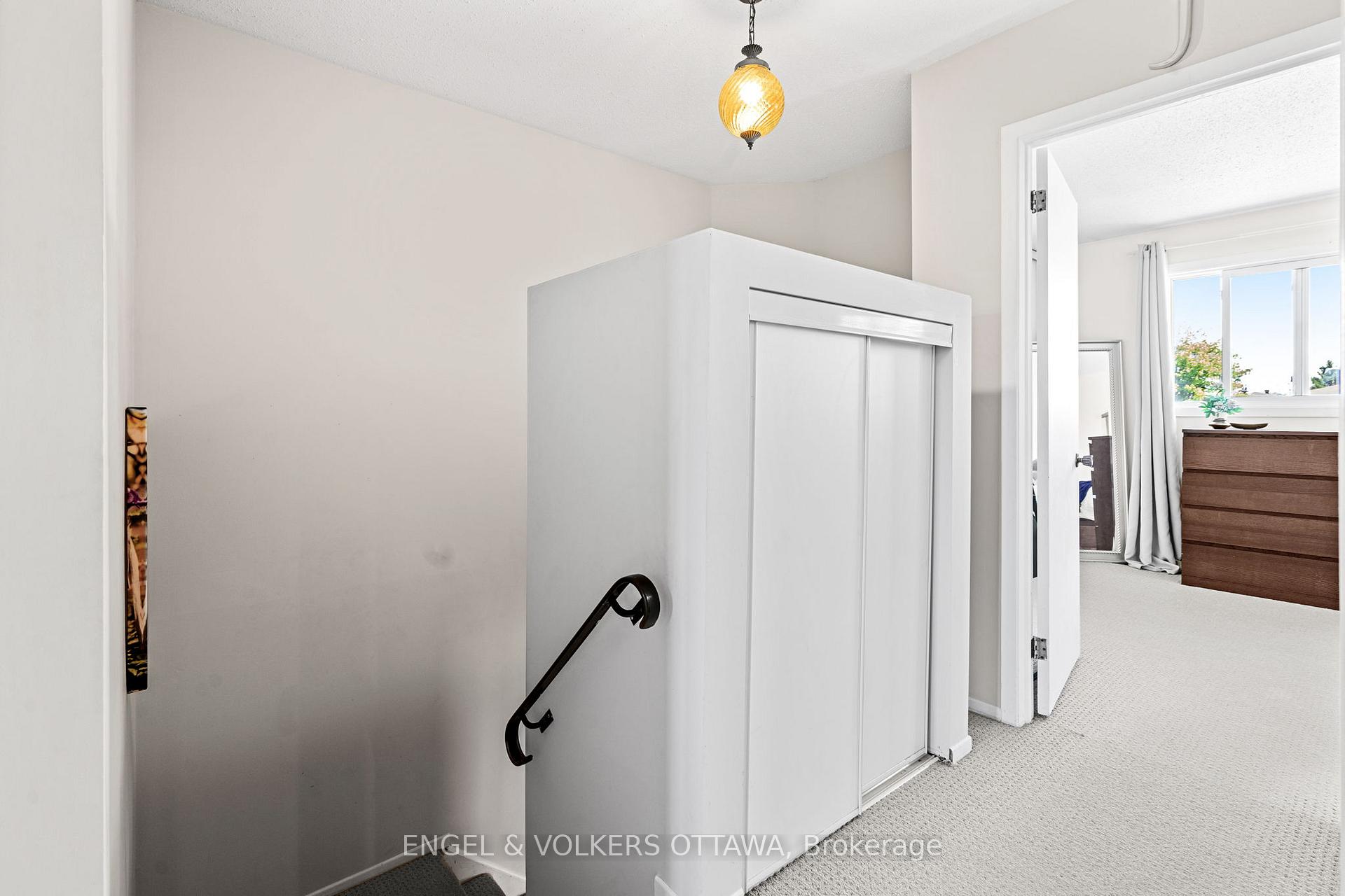 Photo 21 of 96 Craig Henry Drive, Ottawa, Craig Henry/Woodvale — HOMEH