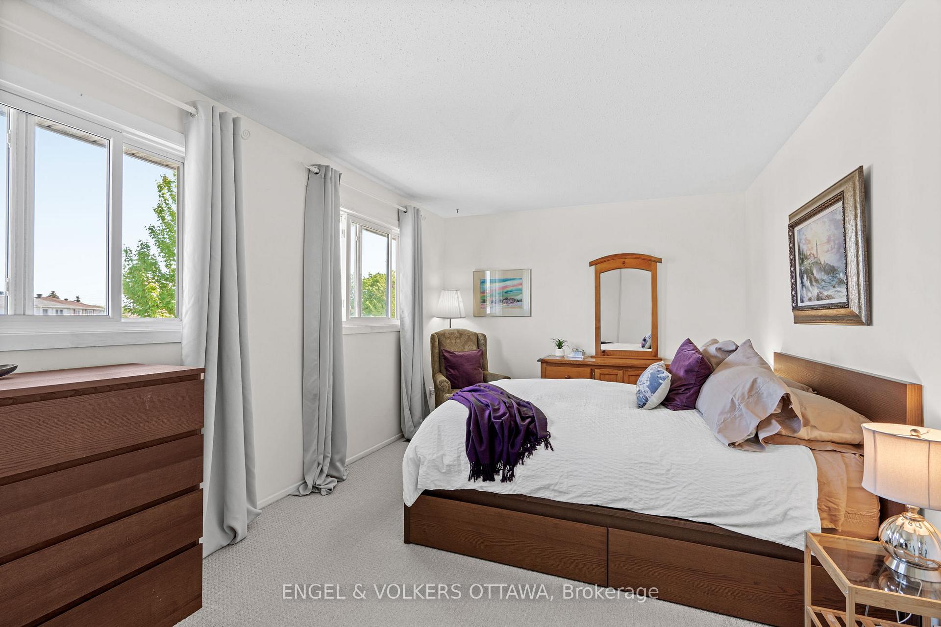 Photo 22 of 96 Craig Henry Drive, Ottawa, Craig Henry/Woodvale — HOMEH