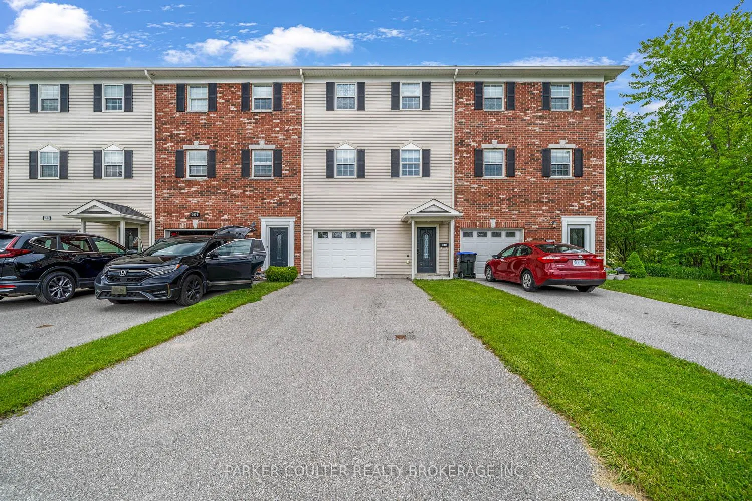 Photo 2 of 2616 Grand Tamarack Crescent, Severn, West Shore — HOMEH