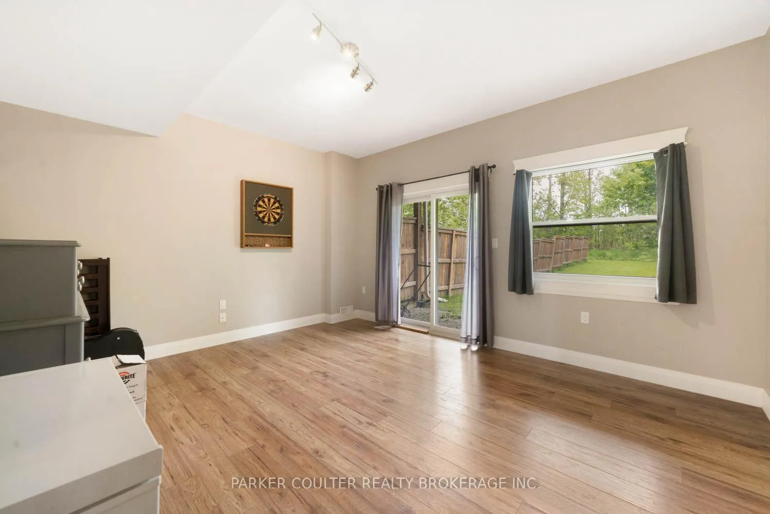 Photo 4 of 2616 Grand Tamarack Crescent, Severn, West Shore — HOMEH