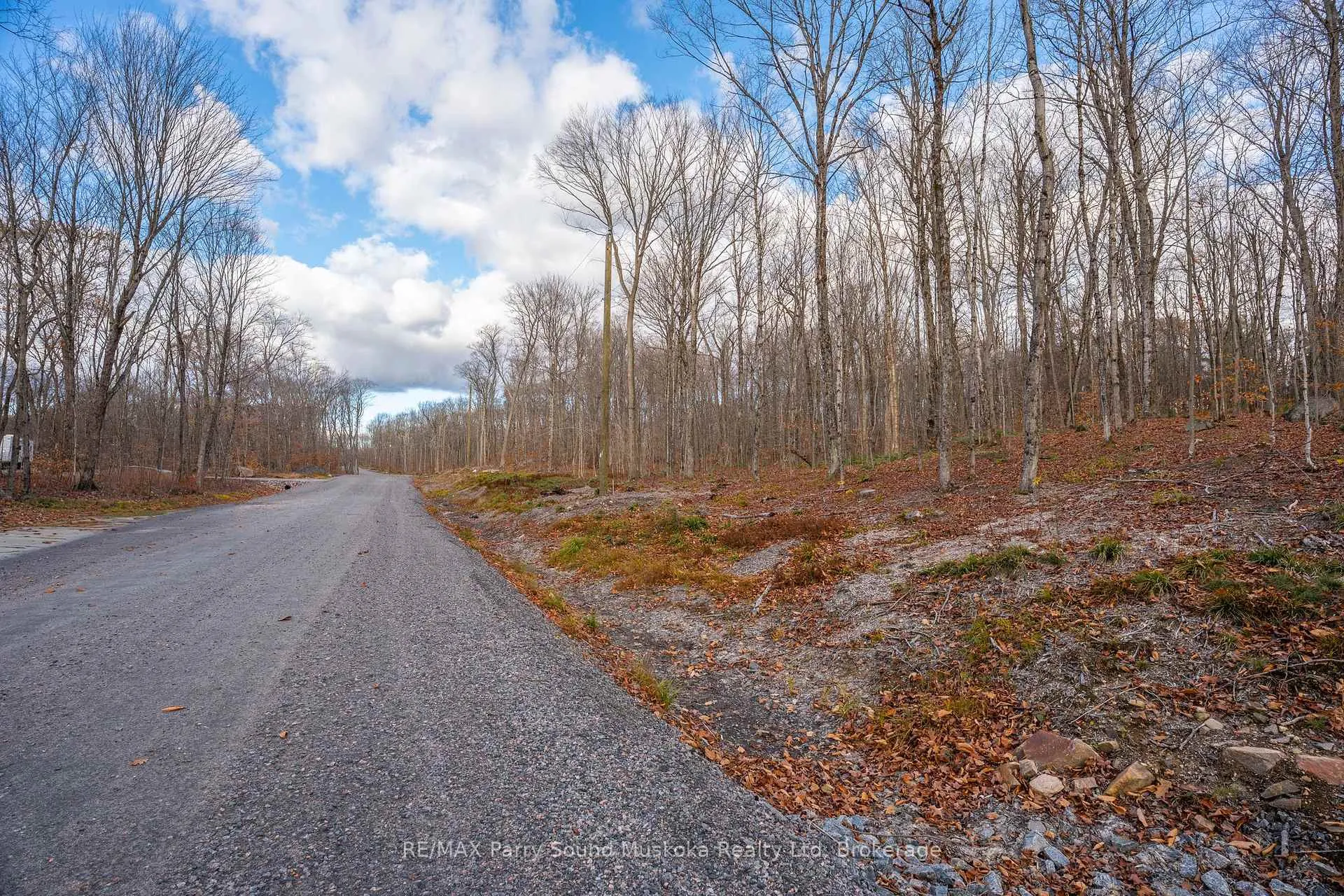 Photo 13 of Part 19 Standing People Road, Seguin — HOMEH