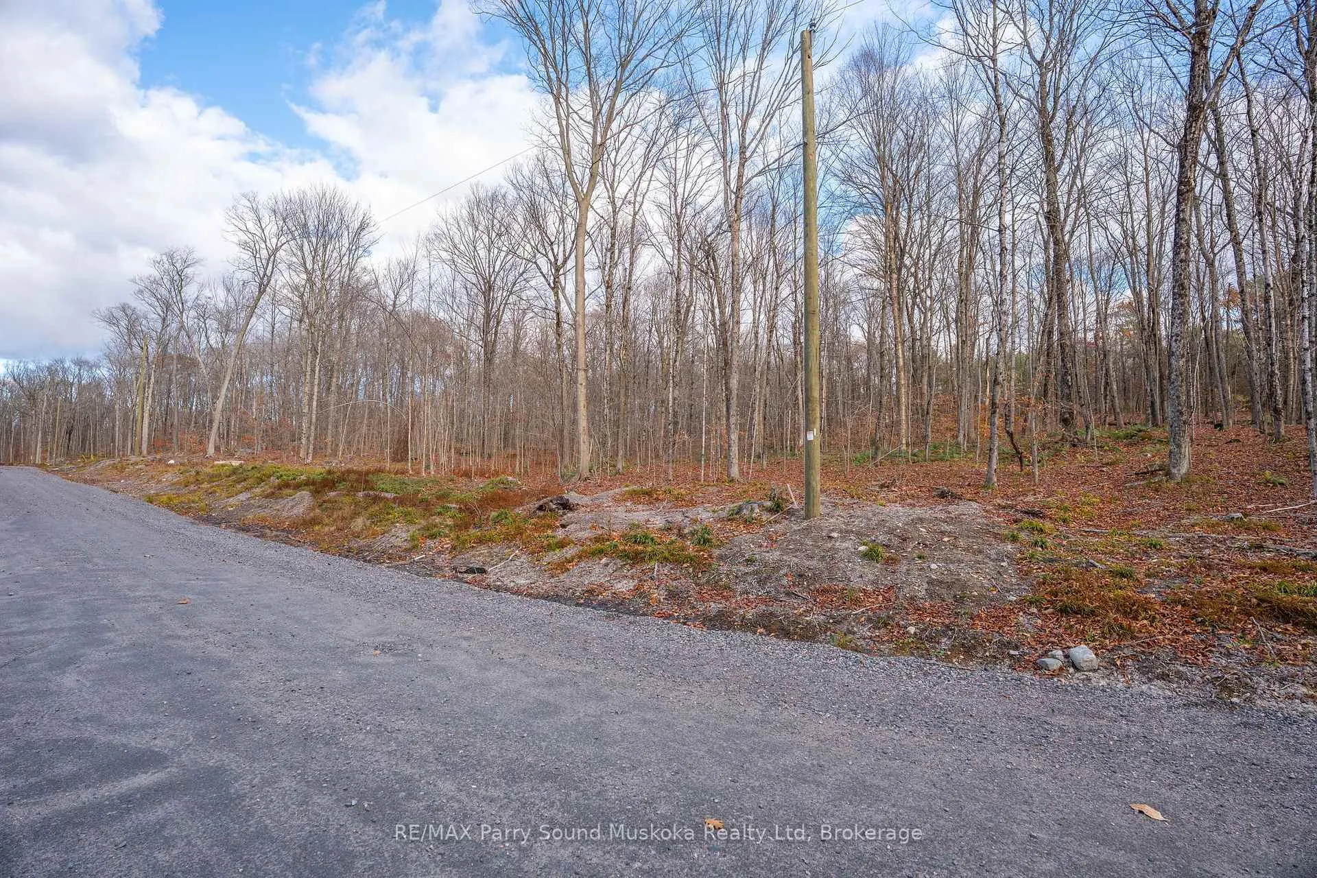 Photo 14 of Part 19 Standing People Road, Seguin — HOMEH