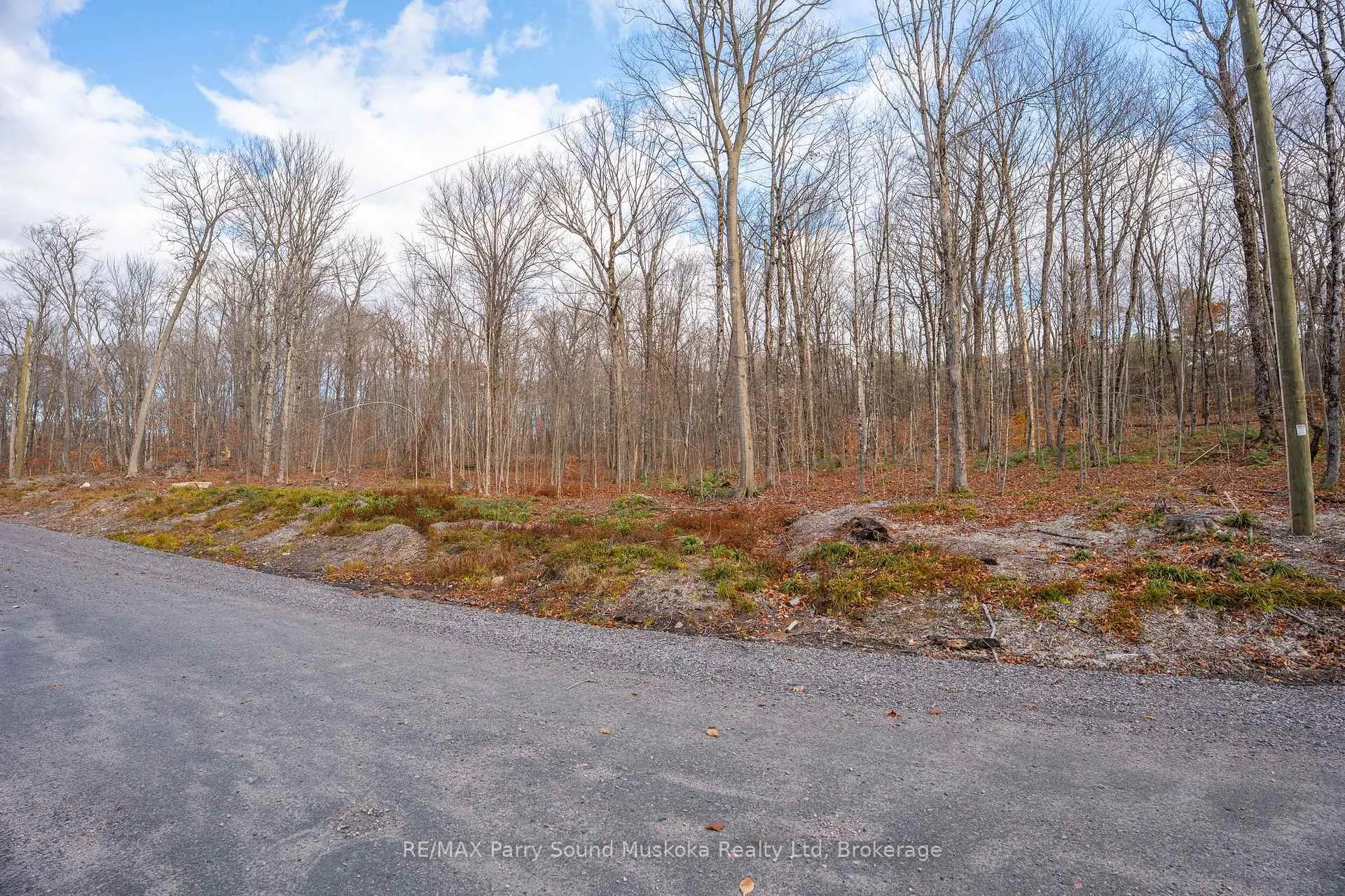 Photo 15 of Part 19 Standing People Road, Seguin — HOMEH