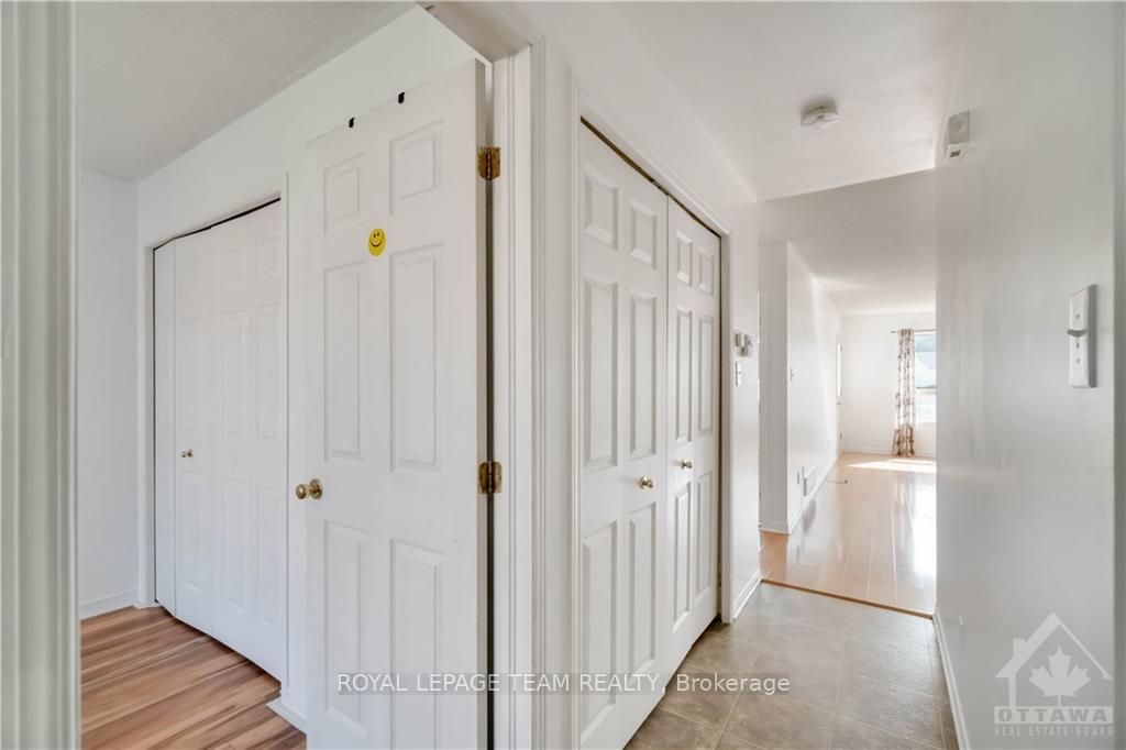 Photo 12 of 209 Renfrew Avenue W, Renfrew — HOMEH