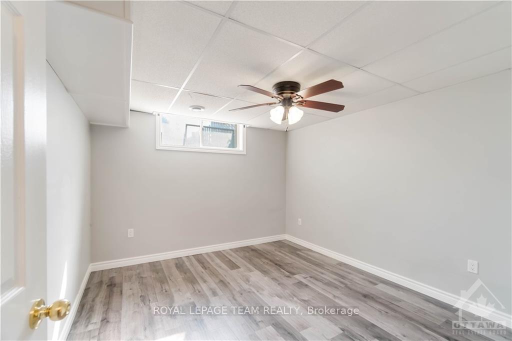 Photo 26 of 209 Renfrew Avenue W, Renfrew — HOMEH