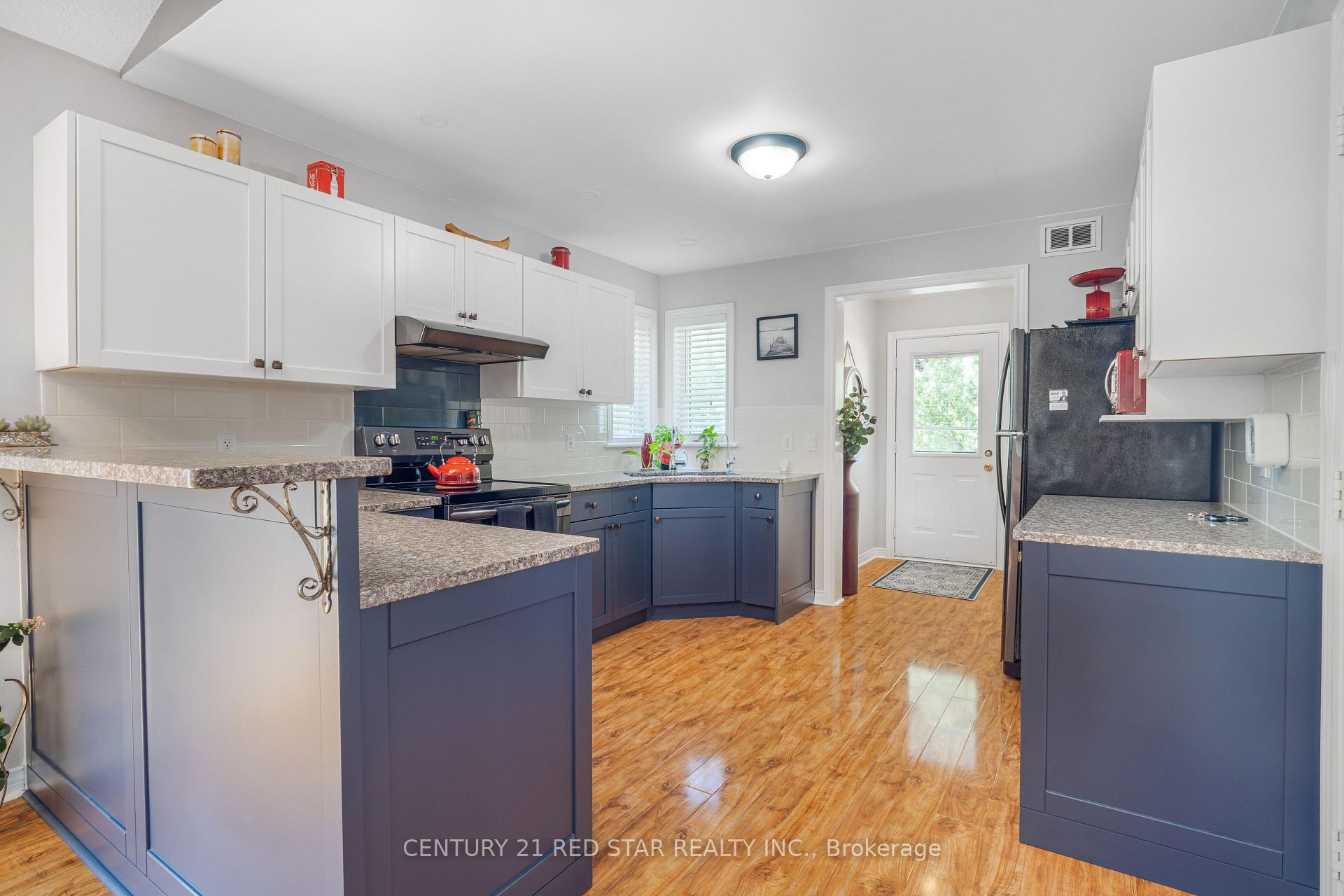 Photo 6 of 297 Berry Street, Shelburne — HOMEH