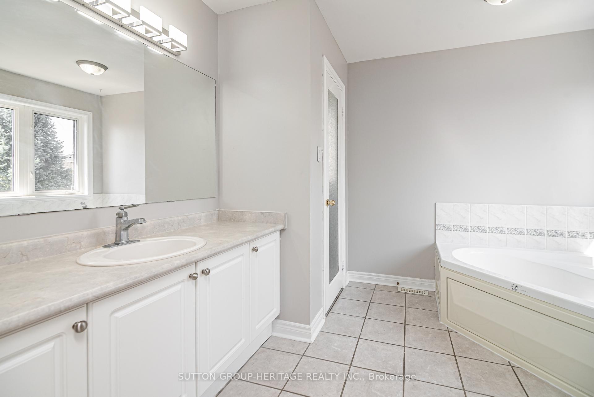 Photo 30 of 55 Sadler Crescent, Scugog, Port Perry — HOMEH